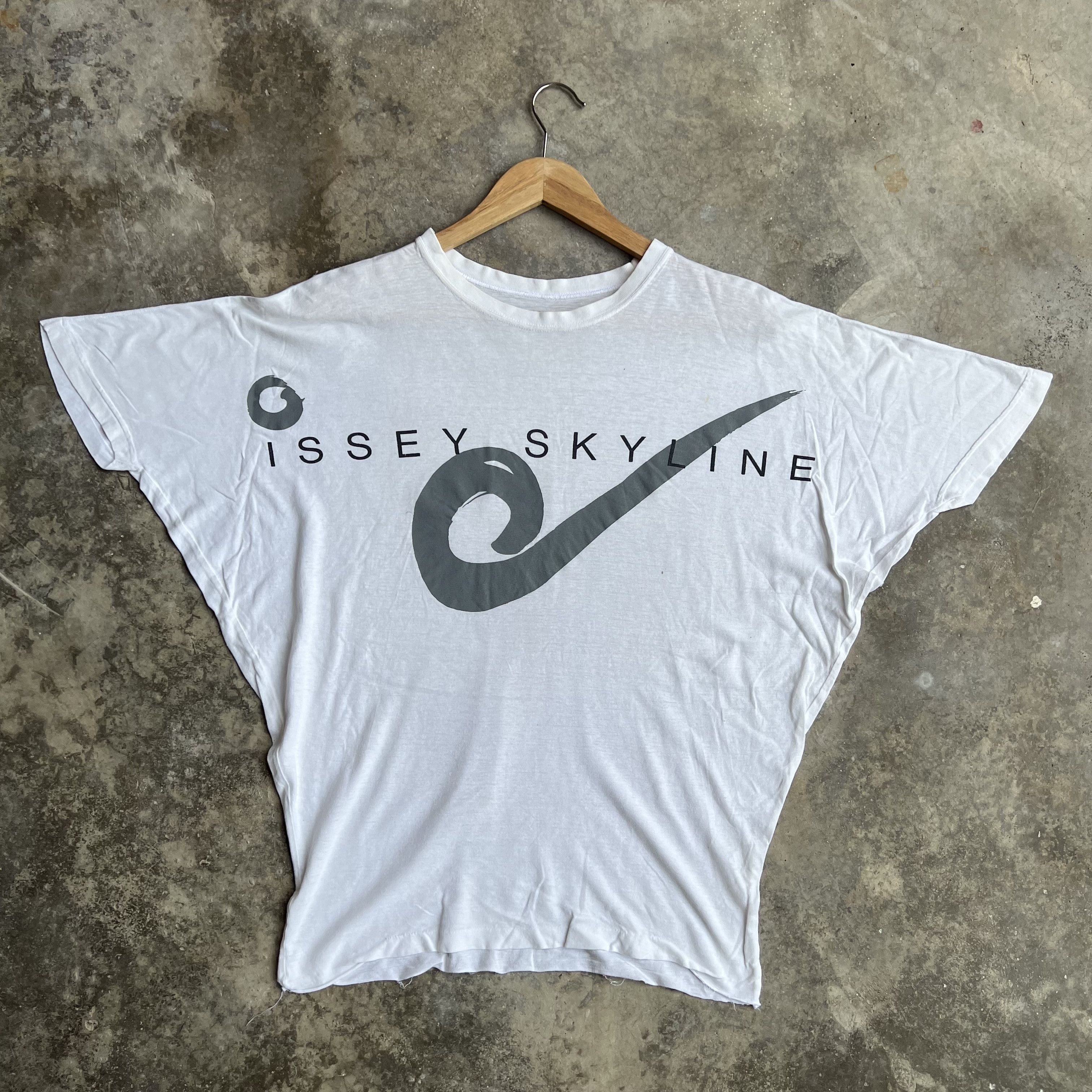 ISSEY SKYLINE Tシャツ Chameleon Vintage カメレオン | 1980s Issey Miyake “Issey