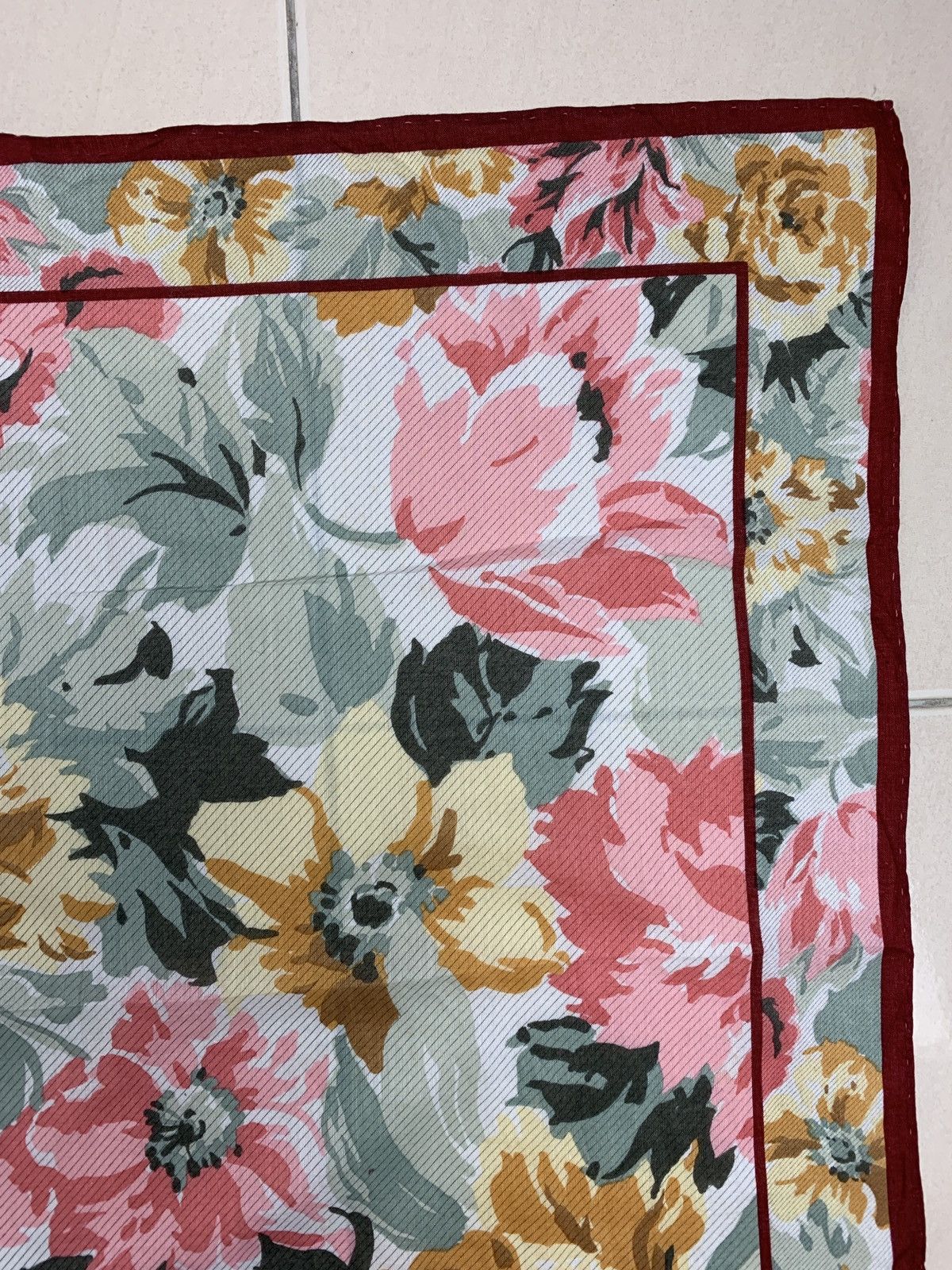Yves Saint Laurent Yves Saint Laurent Handkerchiec Pocketsquares Size ONE SIZE - 5 Thumbnail