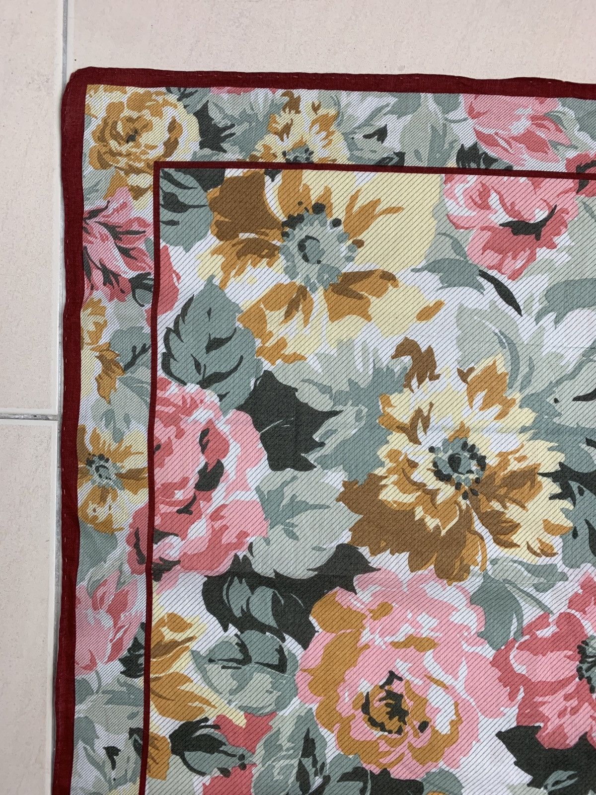 Yves Saint Laurent Yves Saint Laurent Handkerchiec Pocketsquares Size ONE SIZE - 6 Thumbnail