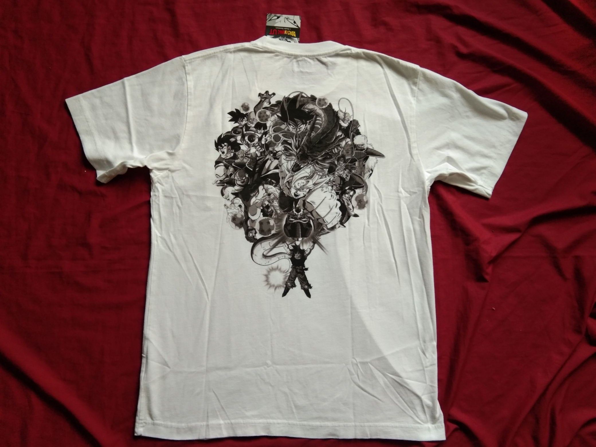 Japanese Brand BNWT Dragon Ball Full Characters tshirt anime Size US M / EU 48-50 / 2 - 4 Thumbnail