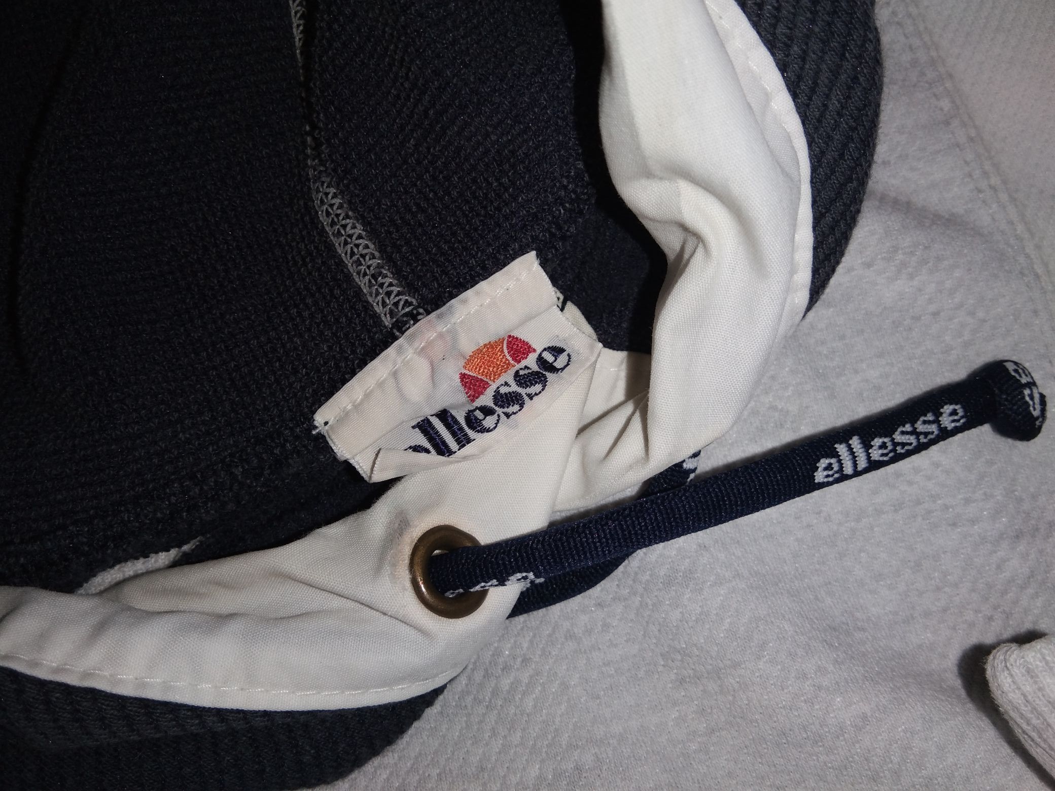 Ellesse Vintage Ellesse sweater hoodie fila italy brand Size US M / EU 48-50 / 2 - 5 Thumbnail