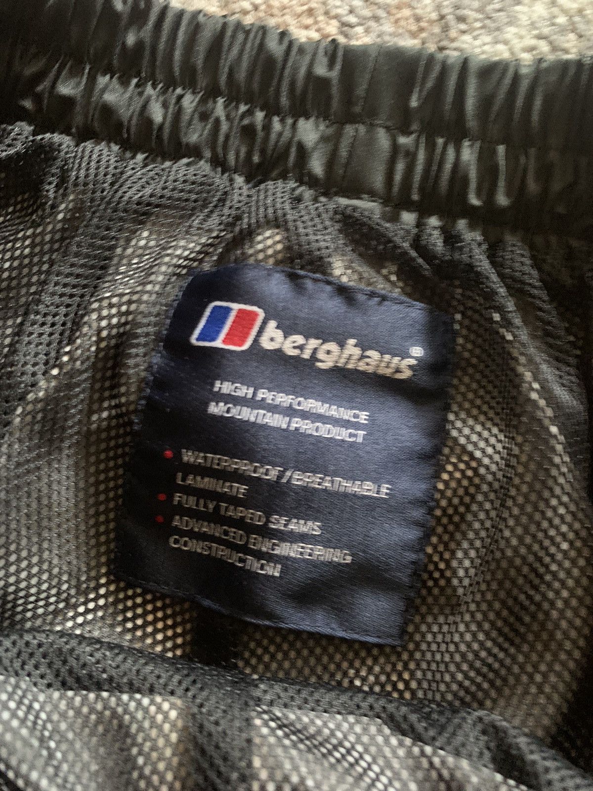 Berghaus nylon waterproof tactical gare tex pants