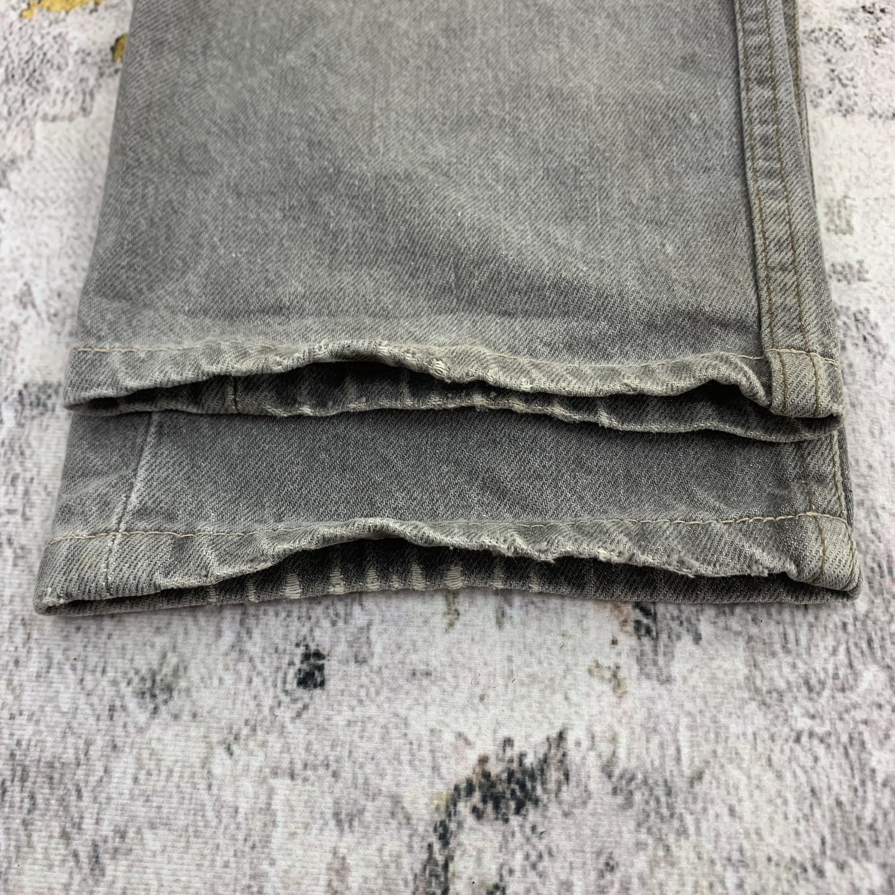 Levi's Black Faded Jeans Levi's 501 Distressed Denim Size US 28 / EU 44 - 9 Thumbnail