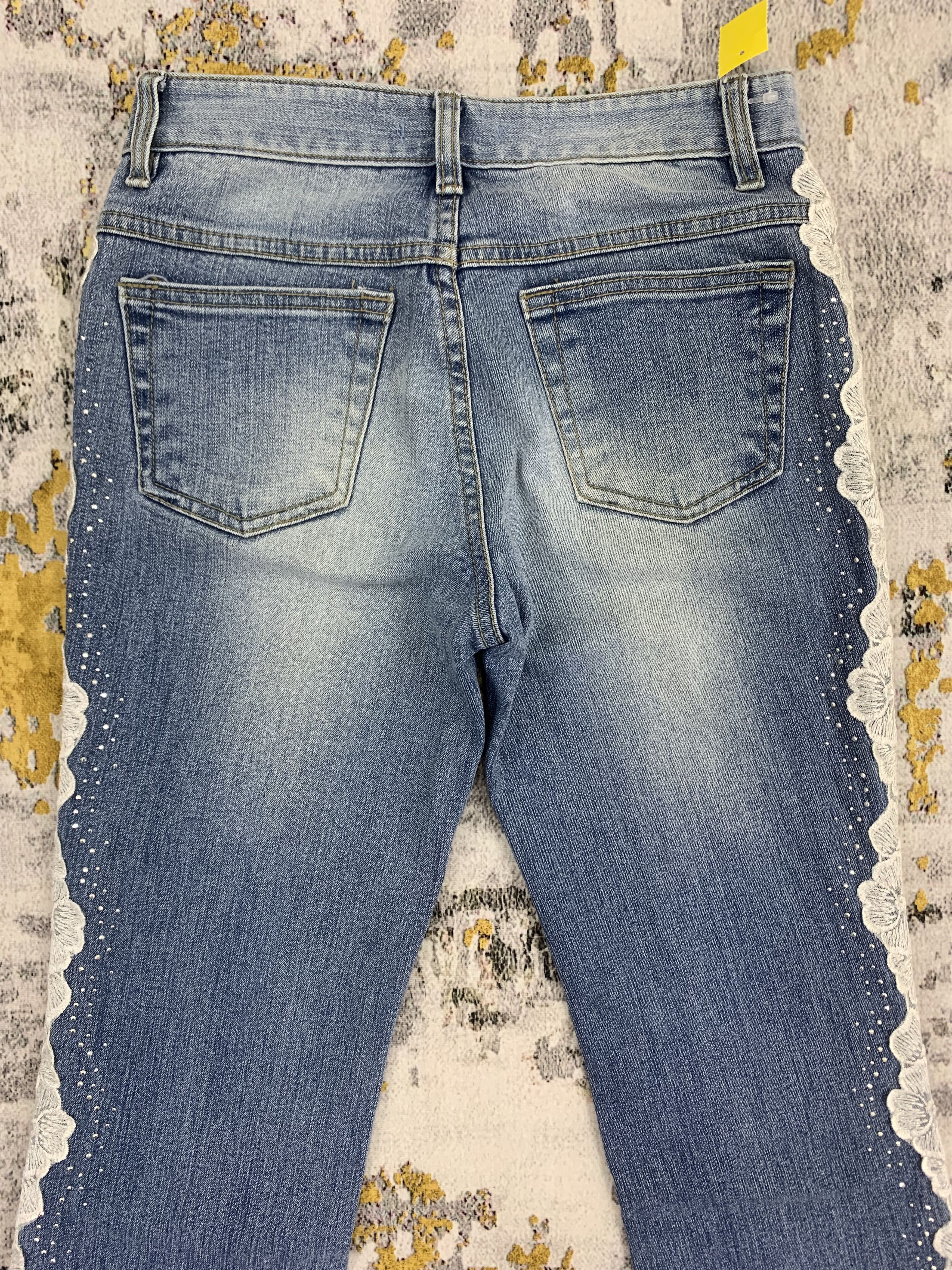 Japanese Brand Flared Jeans Embroidered Flowers Bootcut style Size US 26 / EU 42 - 5 Thumbnail