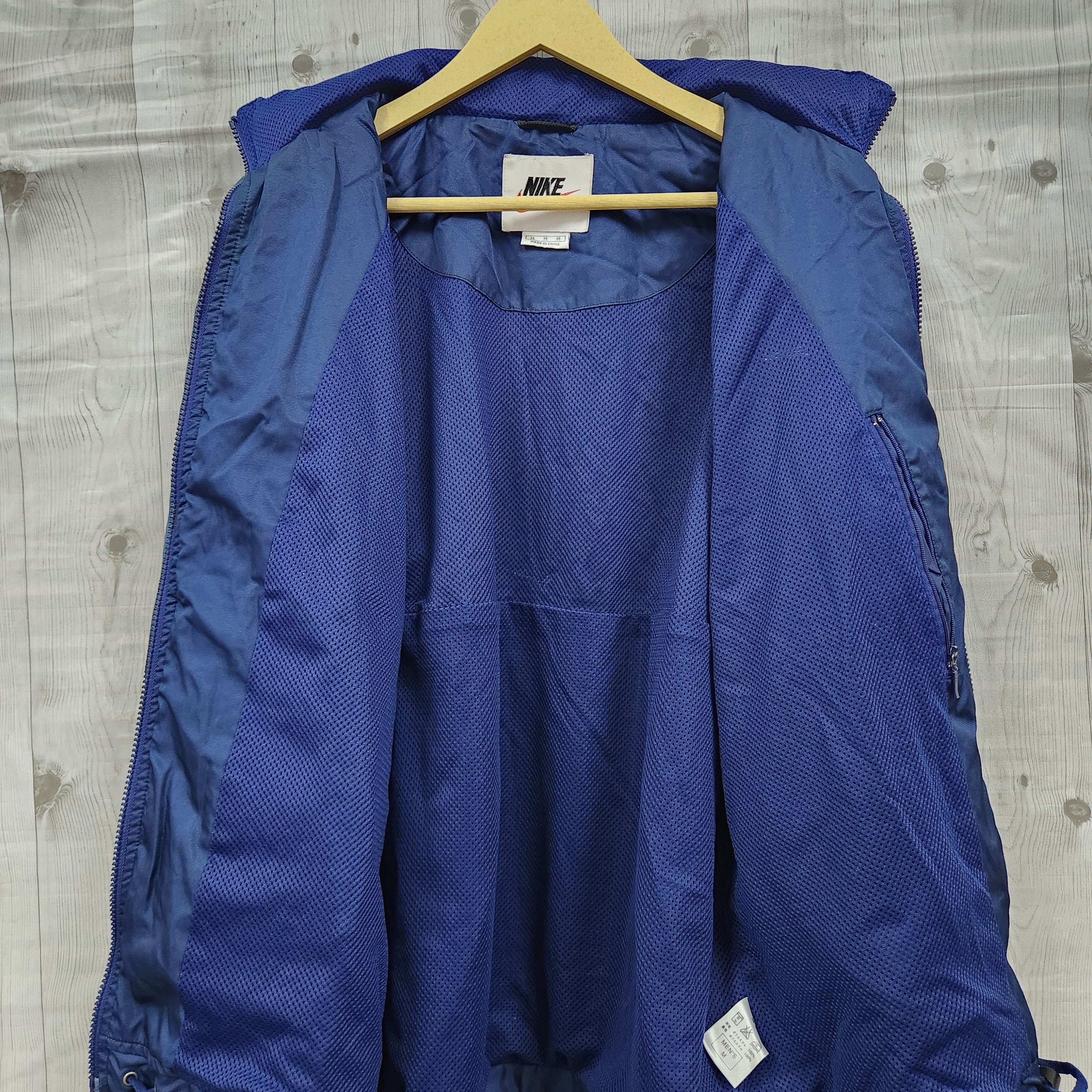 Nike × Vintage Nike Sweater Mesh Jacket Vintage Centre Swoosh Waterproof Size US L / EU 52-54 / 3 - 8 Thumbnail