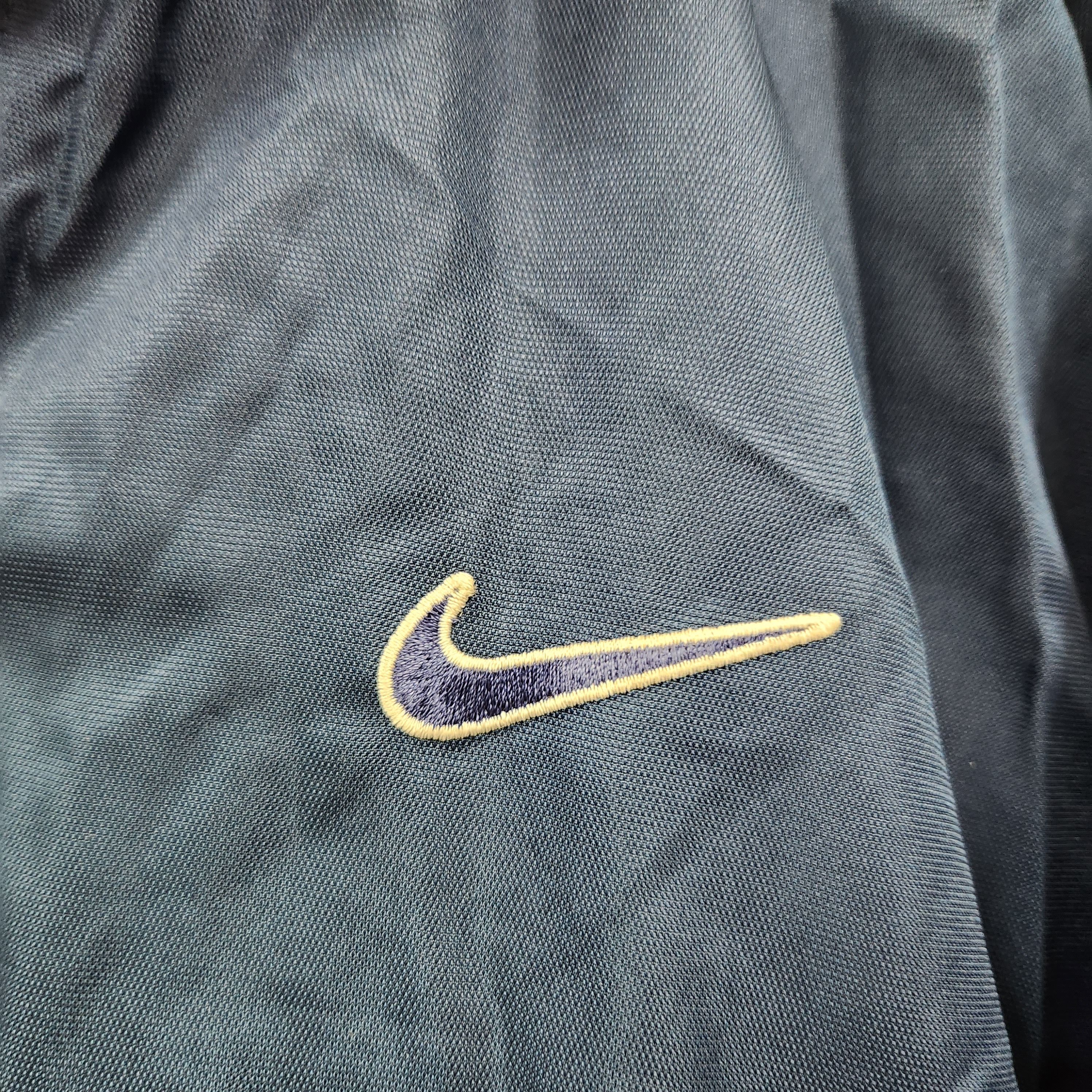 Nike × Vintage Nike Sweater Mesh Jacket Vintage Centre Swoosh Waterproof Size US L / EU 52-54 / 3 - 14 Thumbnail