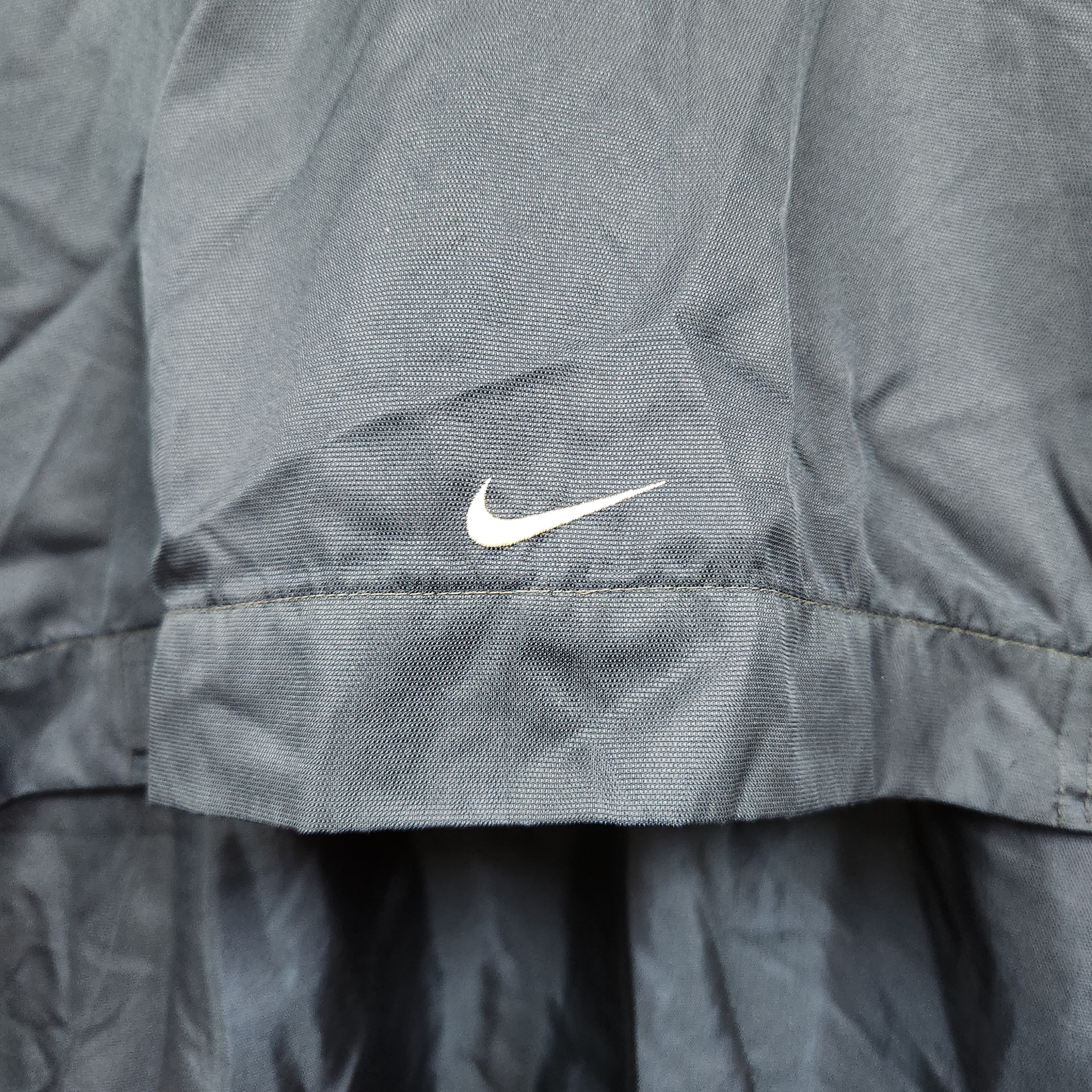 Nike × Vintage Nike Sweater Mesh Jacket Vintage Centre Swoosh Waterproof Size US L / EU 52-54 / 3 - 9 Thumbnail