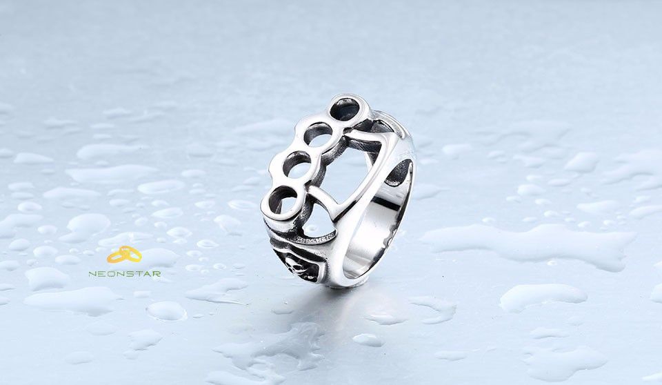 Jewelry Fist Skull Punk Ring (size 7-13) Size ONE SIZE - 1 Thumbnail