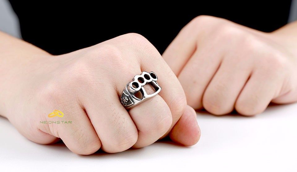 Jewelry Fist Skull Punk Ring (size 7-13) Size ONE SIZE - 4 Thumbnail