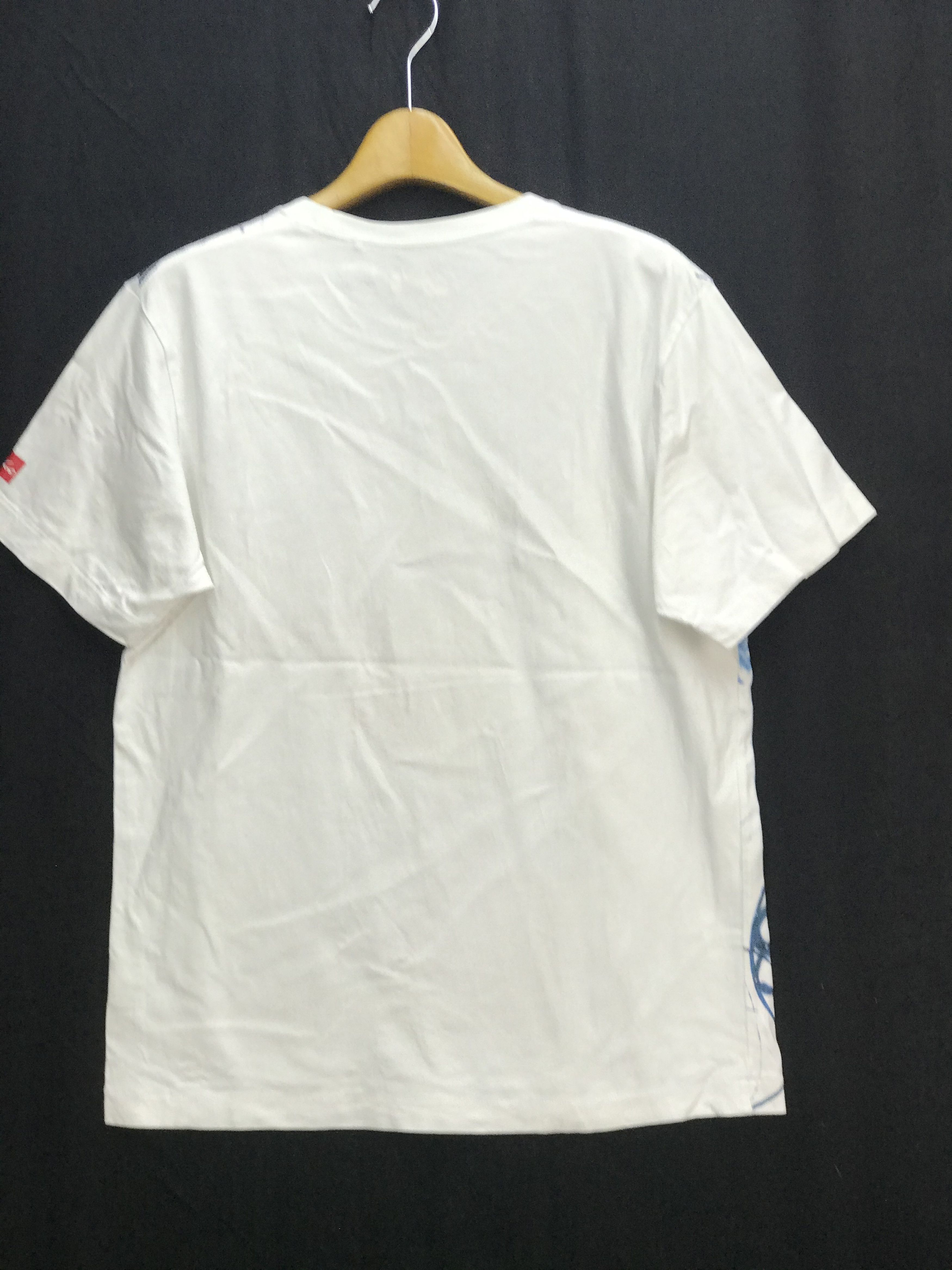 Futura × Uniqlo FUTURA X UNIQLO POPART DESIGN SHIRT Size US M / EU 48-50 / 2 - 4 Thumbnail