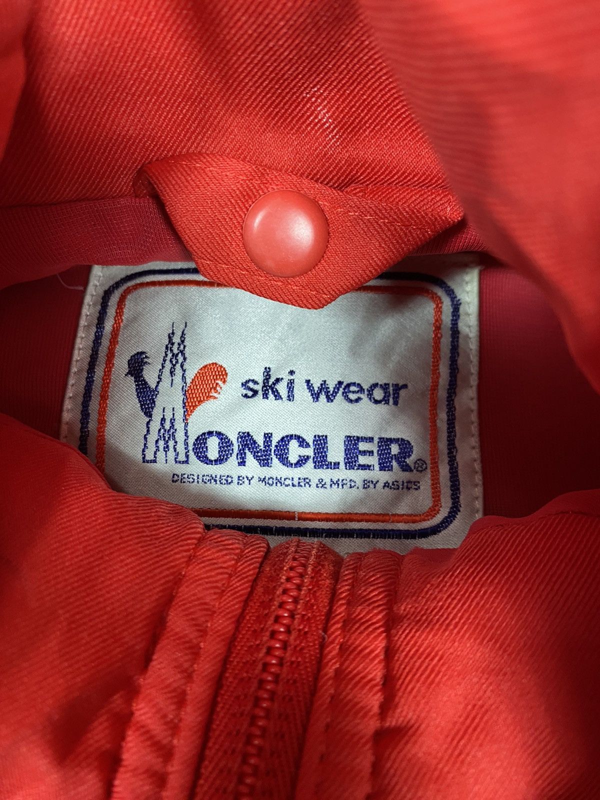 Moncler Vintage Moncler Jacket. J011 Size US L / EU 52-54 / 3 - 9 Thumbnail