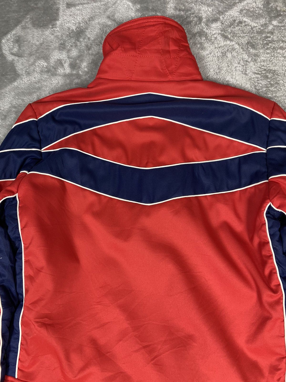 Moncler Vintage Moncler Jacket. J011 Size US L / EU 52-54 / 3 - 12 Thumbnail