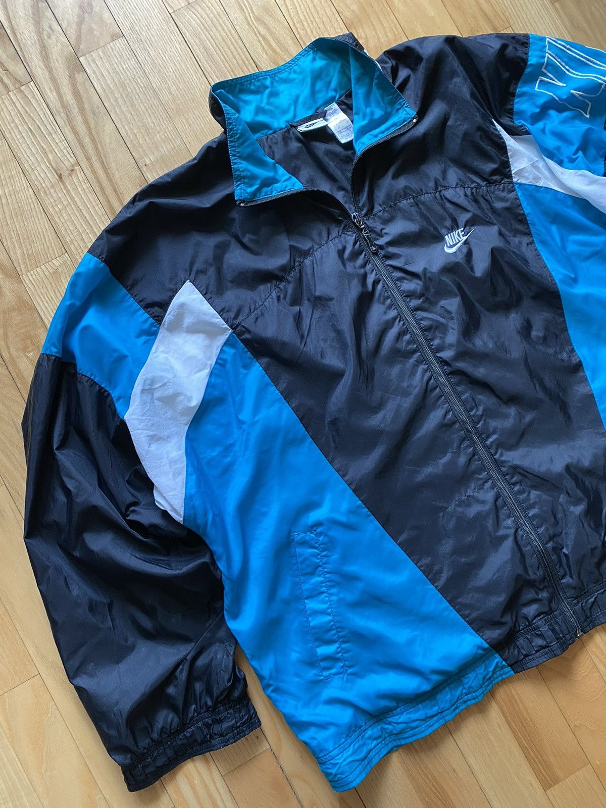 Nike vintage light jacket men’s XL blue
