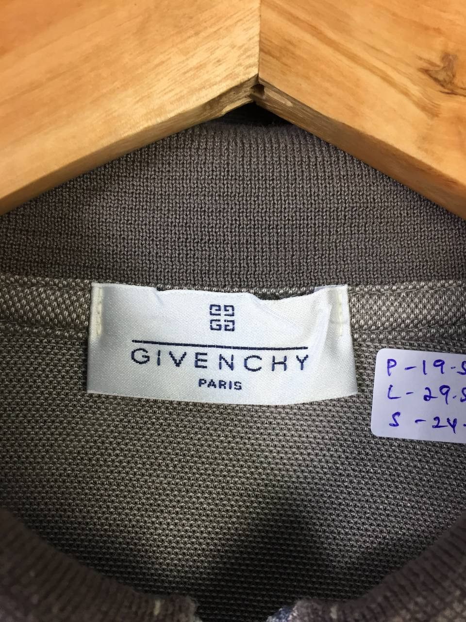 Givenchy Vtg Givenchy Paris Made In Italy Longsleeve Polo Tee Size US L / EU 52-54 / 3 - 7 Thumbnail