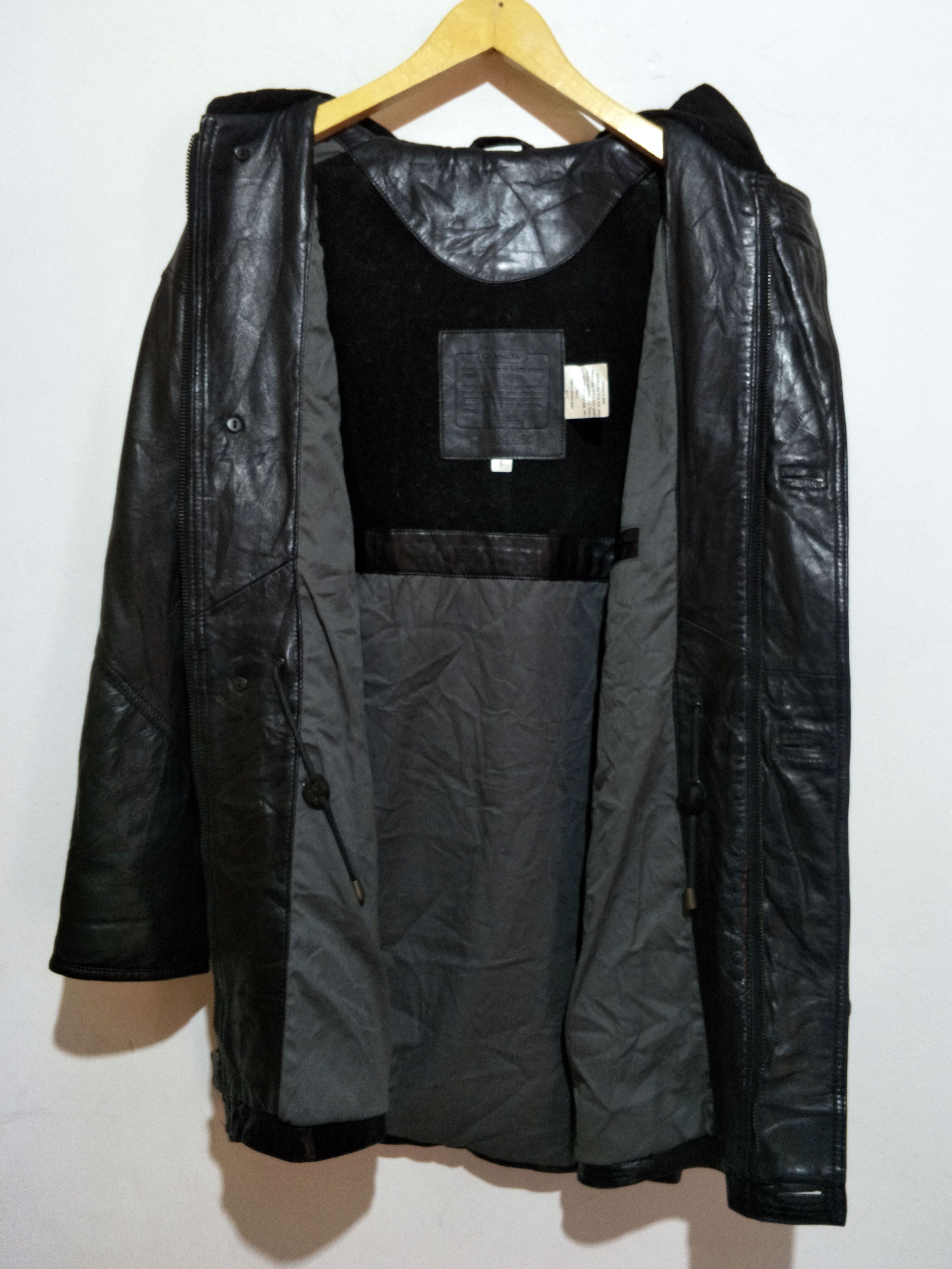 Coach Coach calfskin Jacket with Hoodie not louis vuitton Size US S / EU 44-46 / 1 - 5 Thumbnail