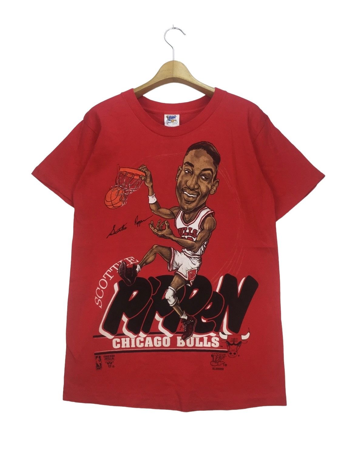 NBA VINTAGE SCOOTIE PIPPEN CHICAGO BULL SHIRT Size US M / EU 48-50 / 2 - 1 Preview