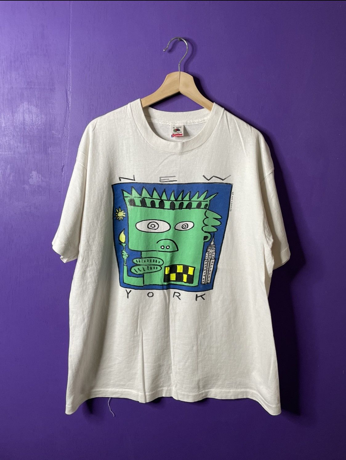Vintage 90s New York Statue of Liberty art t-shirt