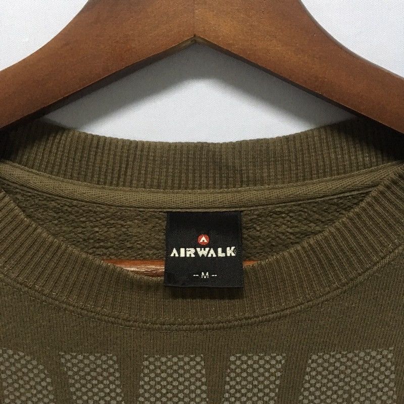 Airwalk × Vintage Vintage 90's AIRWALK Crewneck Sweatshirt Sweater Size US M / EU 48-50 / 2 - 7 Thumbnail