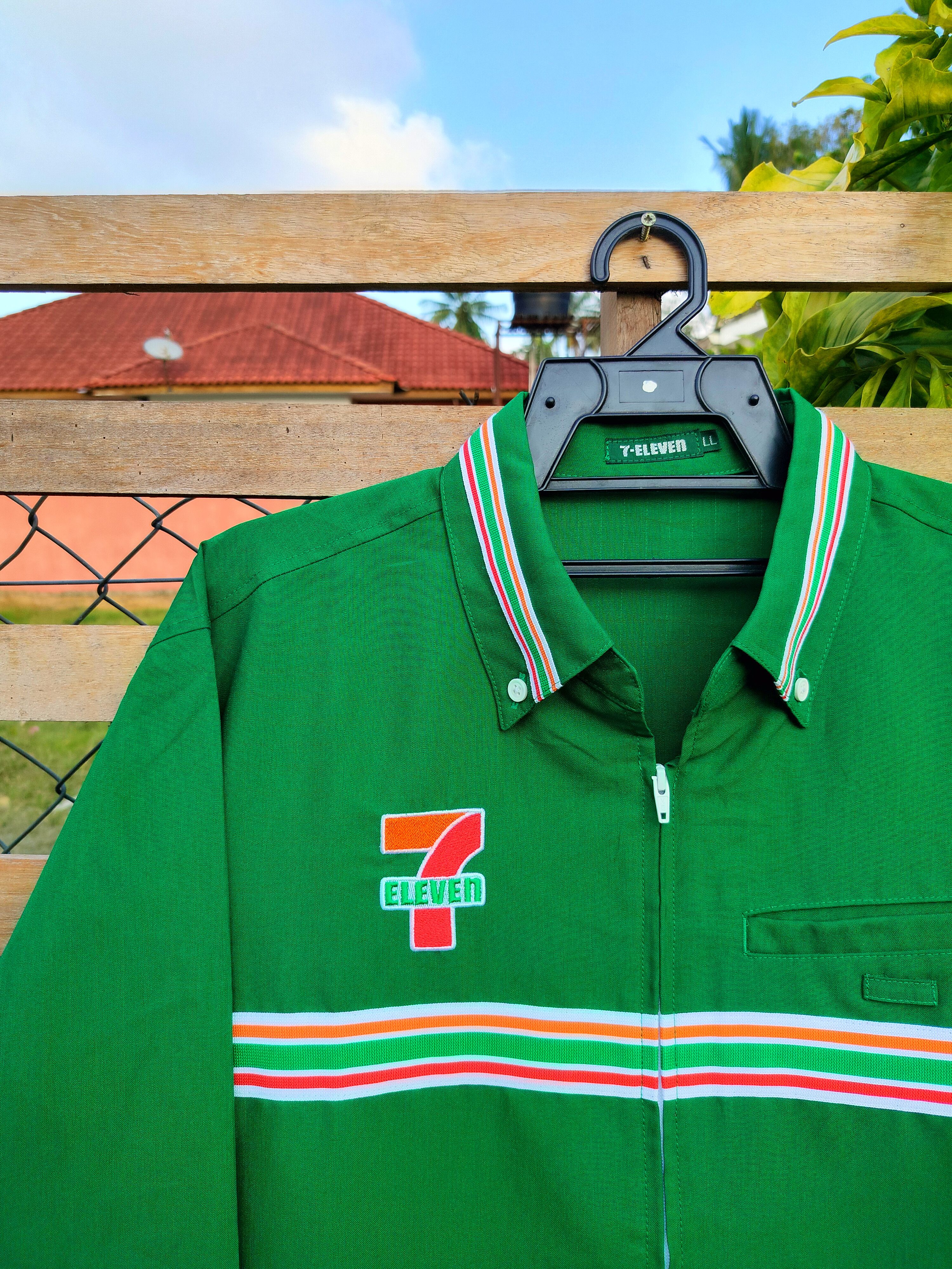 Japanese Brand 7 ELEVEn ZIPPER EMBROIDERY LOGO UNIFORM Size US L / EU 52-54 / 3 - 4 Thumbnail