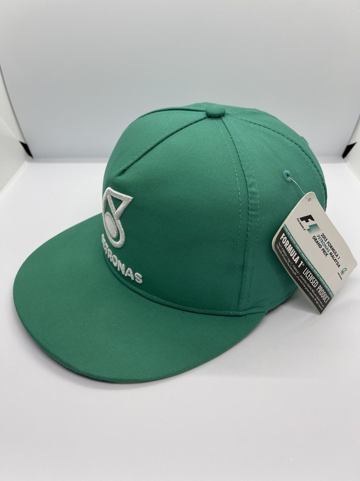 Formula 1 MALAYSIA PETRONAS GRAND PRIX F1 2015 Size ONE SIZE - 1 Thumbnail