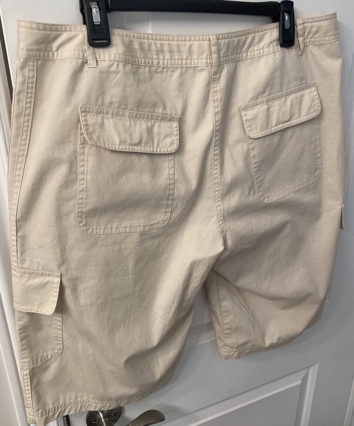 Other Adidas Originals Mens Light Tan Cargo Shorts 3 Stripes Size US 33 - 7 Thumbnail
