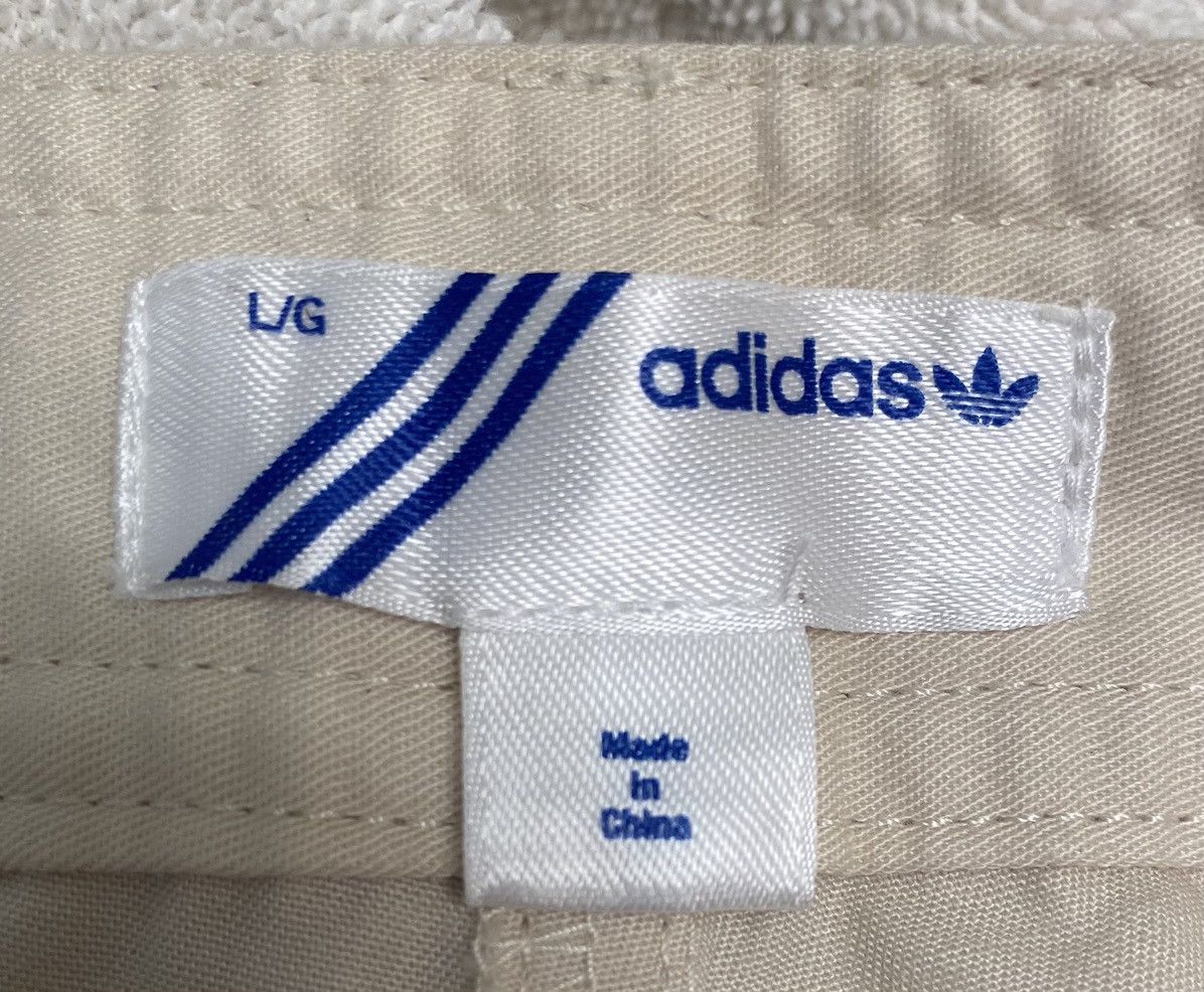 Other Adidas Originals Mens Light Tan Cargo Shorts 3 Stripes Size US 33 - 8 Thumbnail