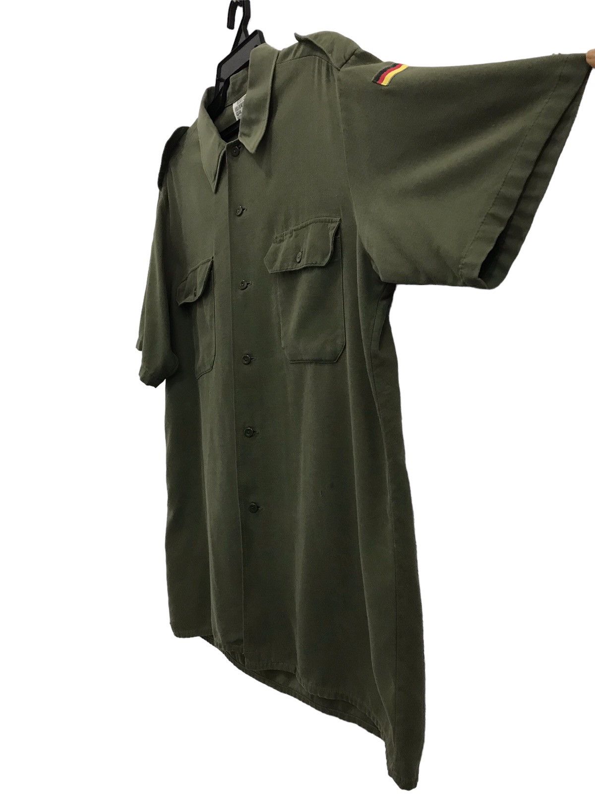Vintage VINTAGE BECKER GMBH MILITARY DESIGN SHIRT BUTTON UP Size US L / EU 52-54 / 3 - 4 Thumbnail