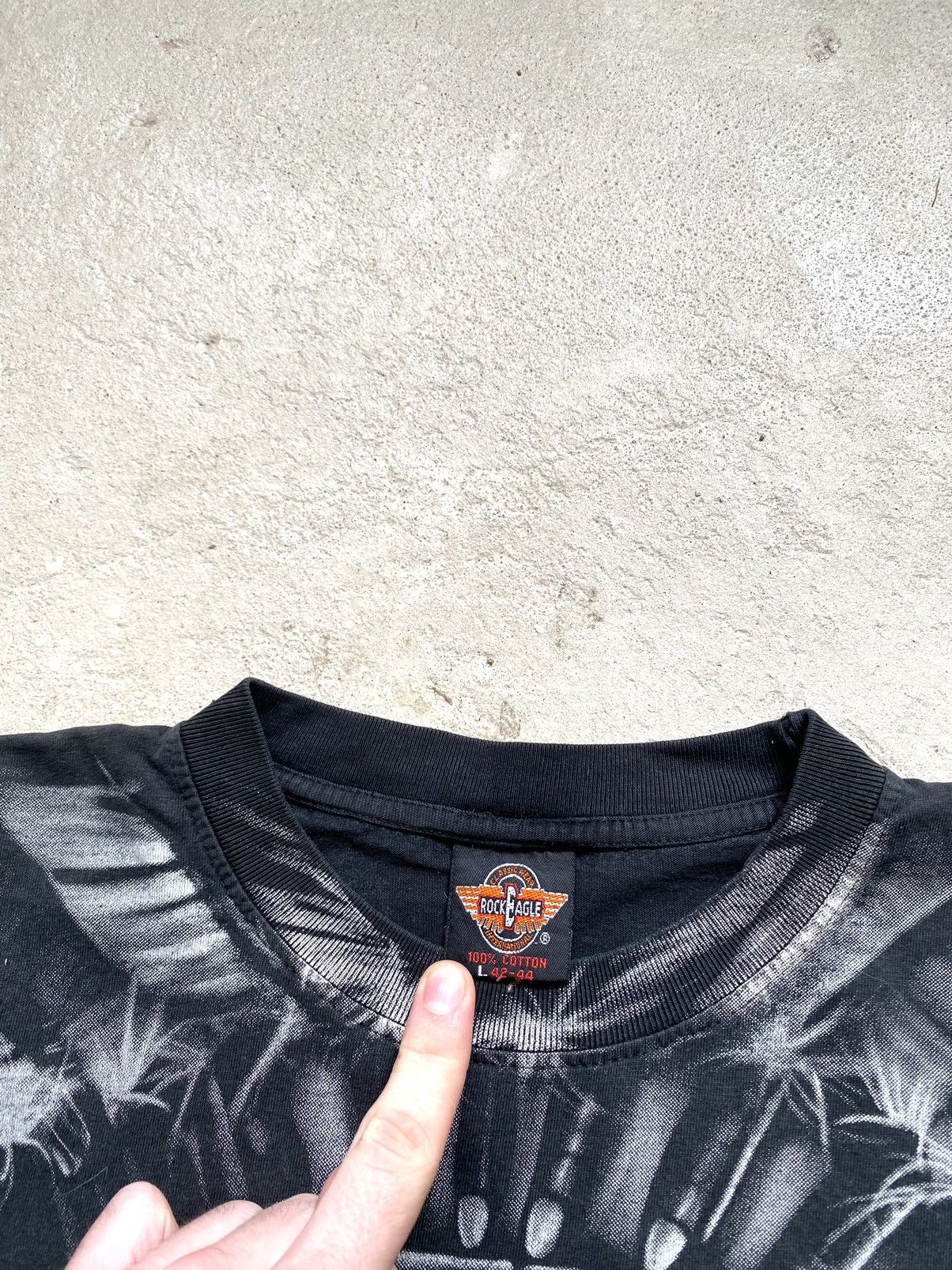 Band Tees Rare! 90’s Vintage Indians Skull T Shirt Print All Over Me Size US L / EU 52-54 / 3 - 9 Thumbnail