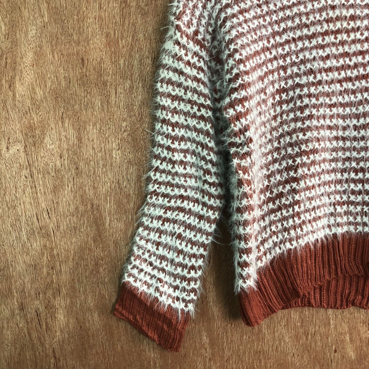 DLL Lips White Brown fur Mohair Shag Shaggy knitwear #c322