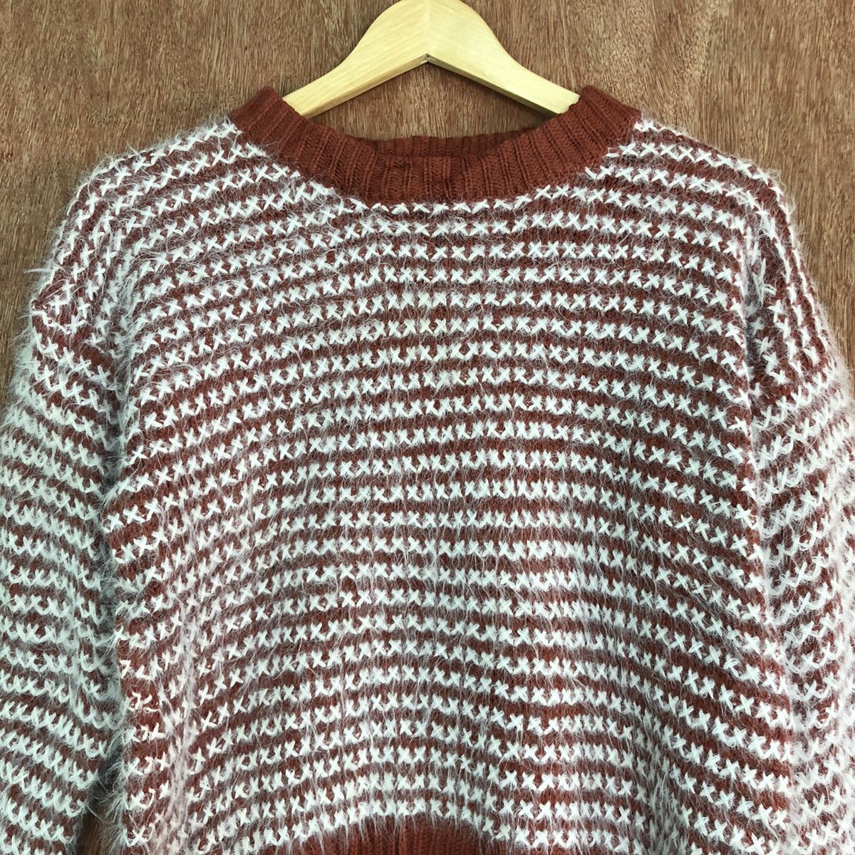 DLL Lips White Brown fur Mohair Shag Shaggy knitwear #c322