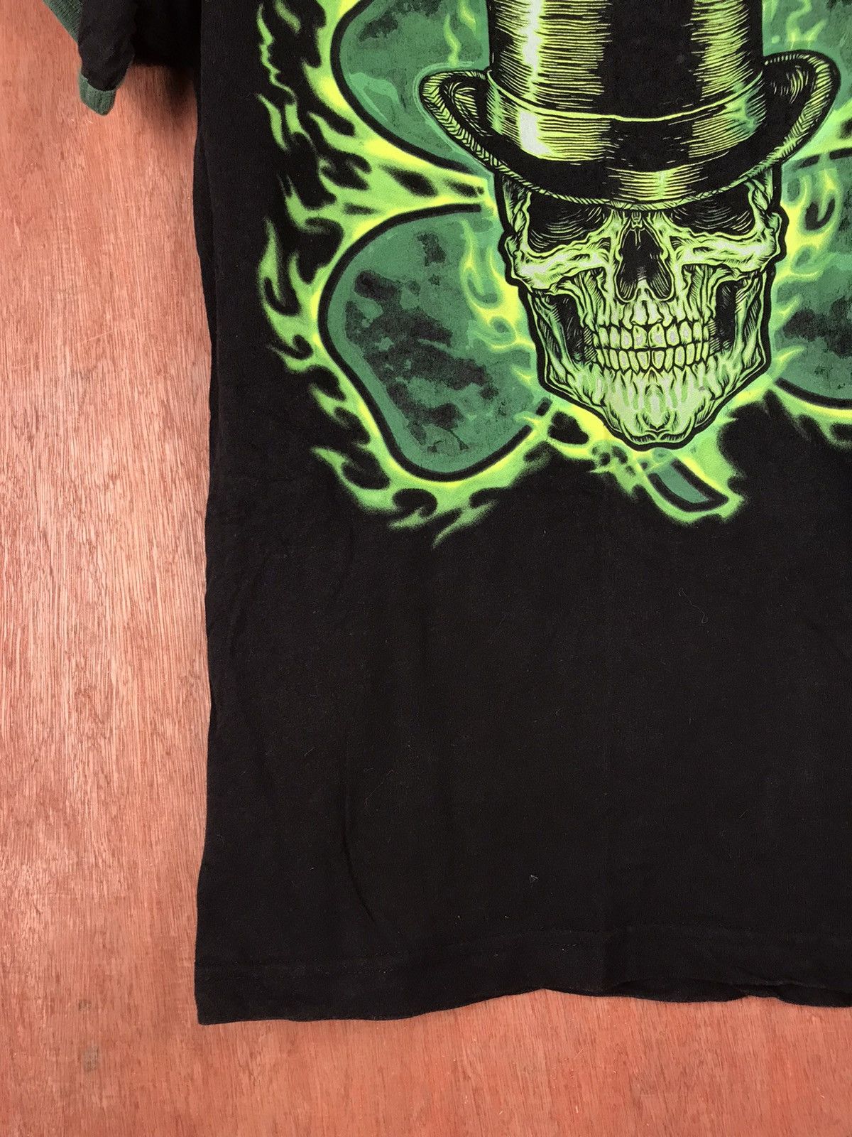 Japanese Brand Green Skull Big Logo Print T-Shirt #2248 Size US S / EU 44-46 / 1 - 2 Thumbnail