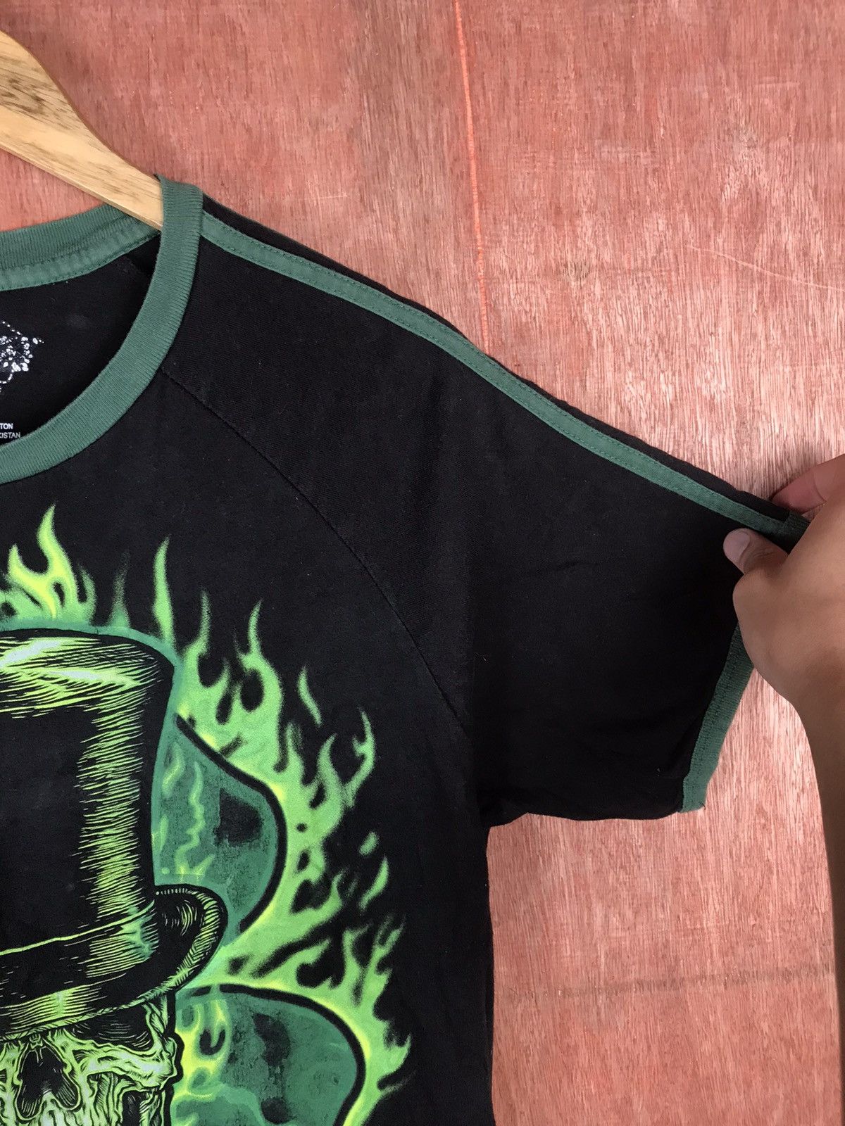 Japanese Brand Green Skull Big Logo Print T-Shirt #2248 Size US S / EU 44-46 / 1 - 5 Thumbnail