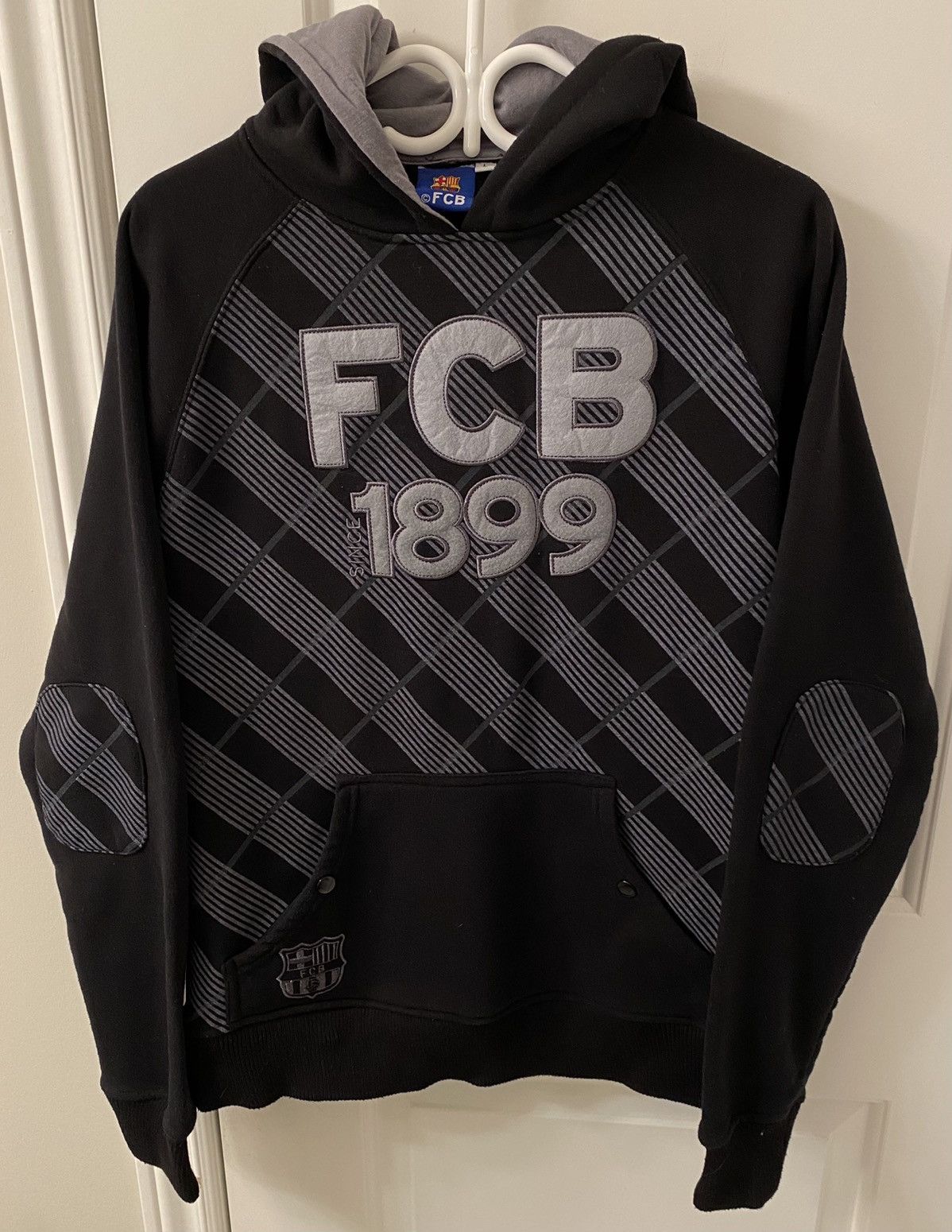 F.C. Barcelona Streetwear FCB Barcelona Football Mens Black Hoodie Sweater Size L Grailed