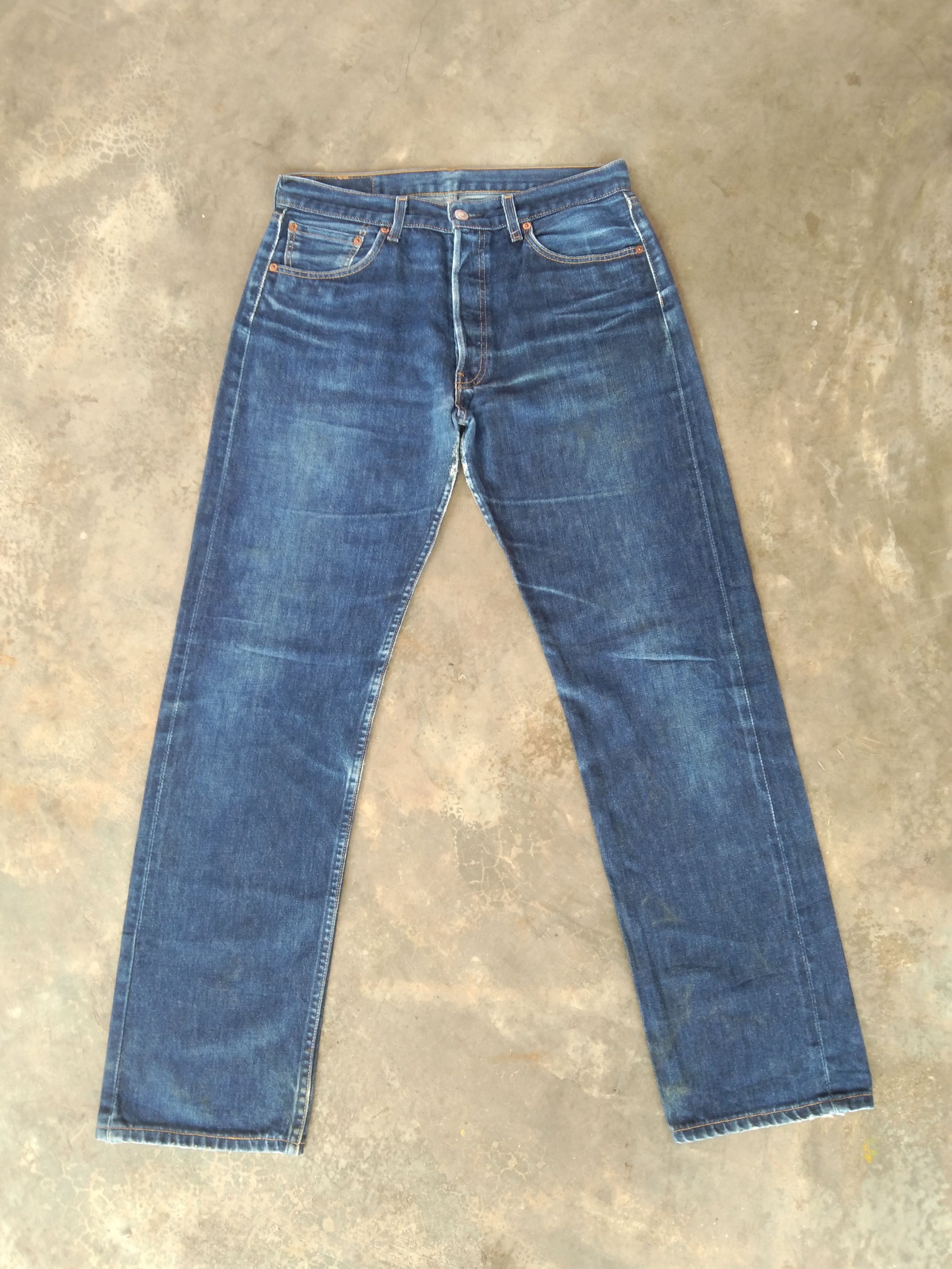 Vintage Levi's 501 Distressed Jeans 32x31