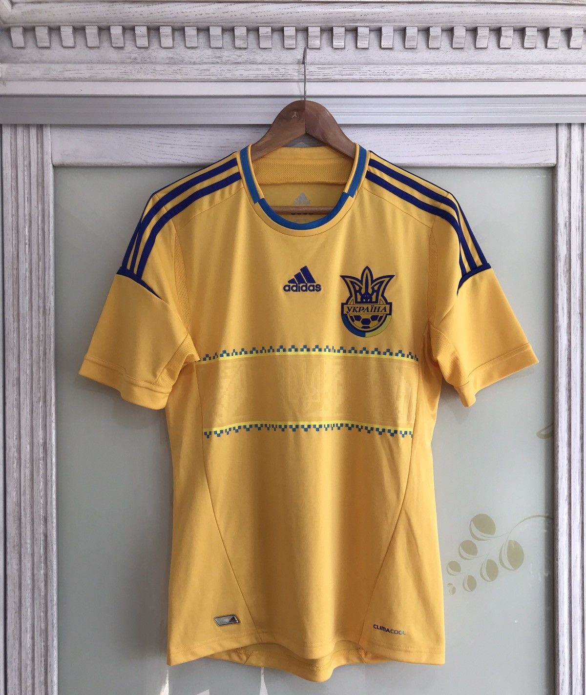Adidas Ukraine 2011-2014 Home Soccer Jersey Football Kit Shirt Size US S / EU 44-46 / 1 - 1 Thumbnail