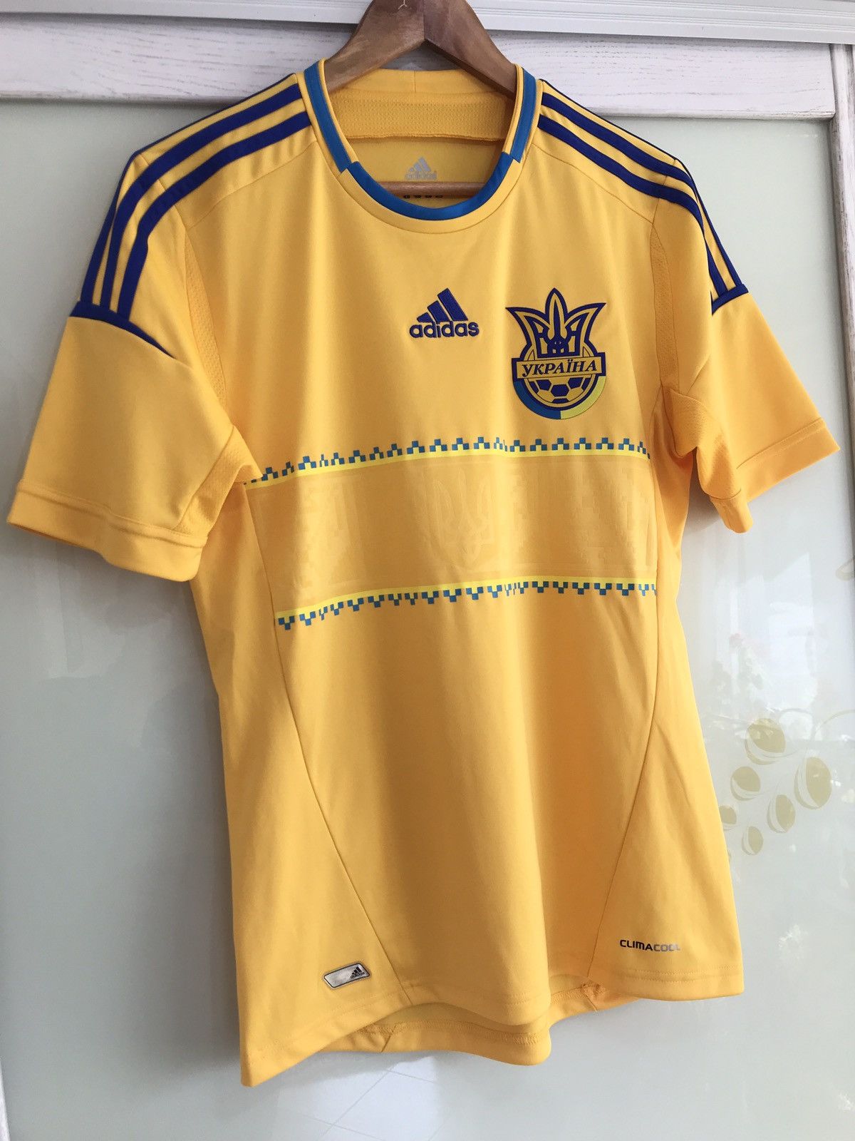Adidas Ukraine 2011-2014 Home Soccer Jersey Football Kit Shirt Size US S / EU 44-46 / 1 - 2 Thumbnail