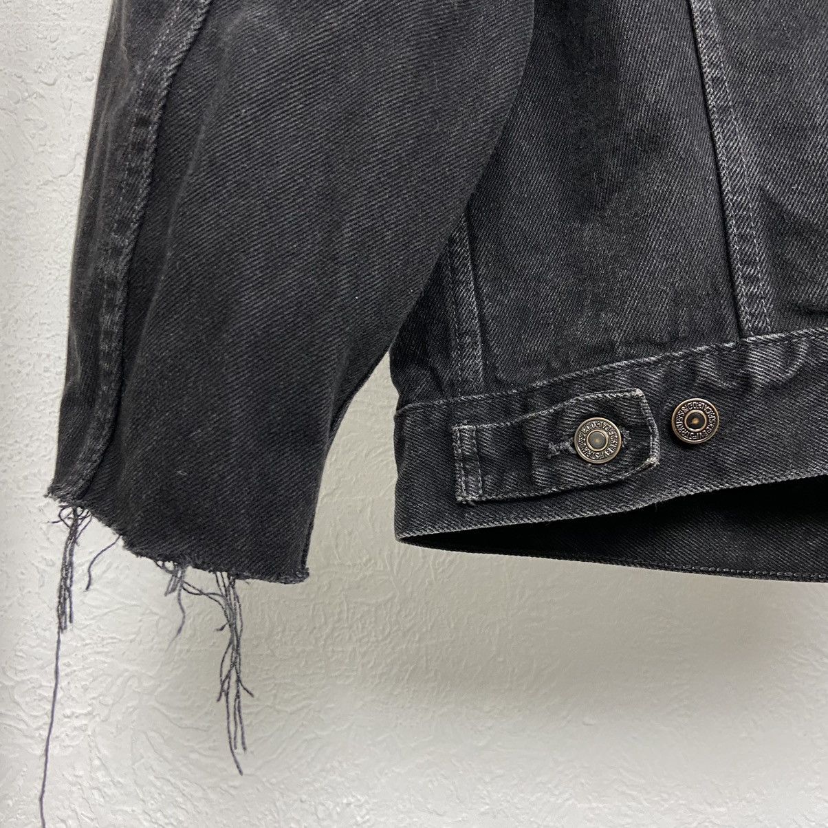 Levi's 1980s MADE IN ITALY FADED BOXY LEVIS JEANS JACKET - № 2097 Size US M / EU 48-50 / 2 - 6 Thumbnail