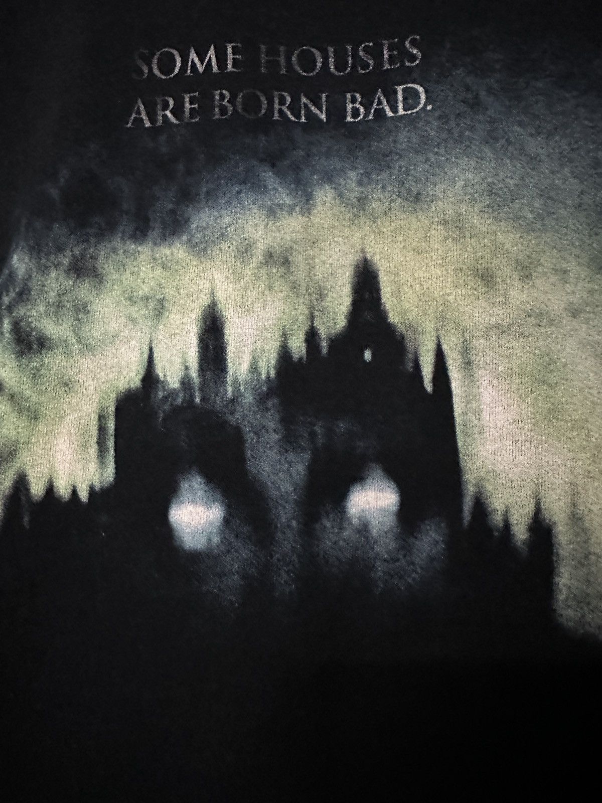 Vintage Vintage 90s Movie The Haunting By Dream Works Pictures Tee Size US M / EU 48-50 / 2 - 3 Thumbnail