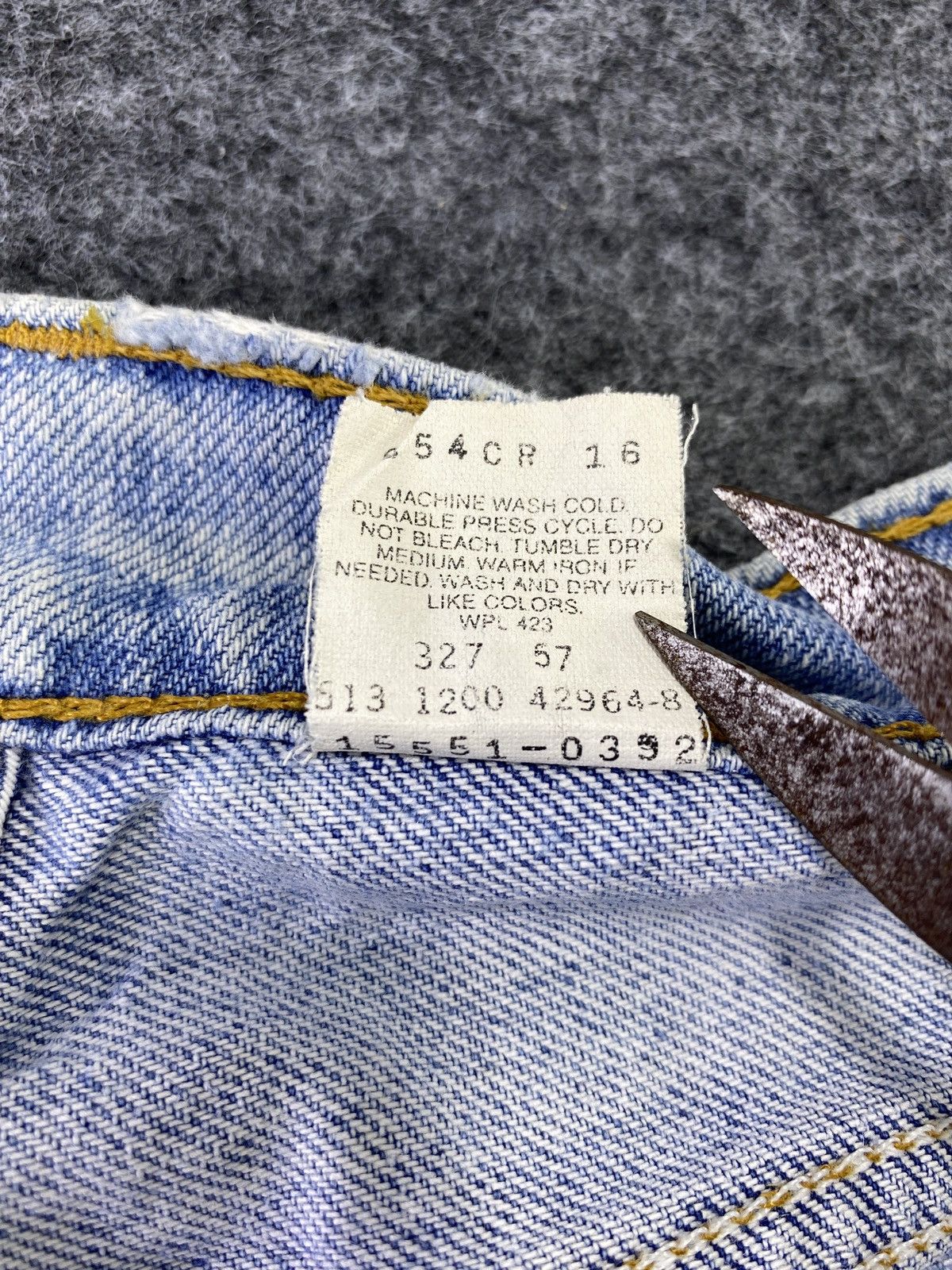 Levi's Vintage Levi's 550 Jeans Blue Wash - J732 Size US 40 / EU 56 - 6 Thumbnail