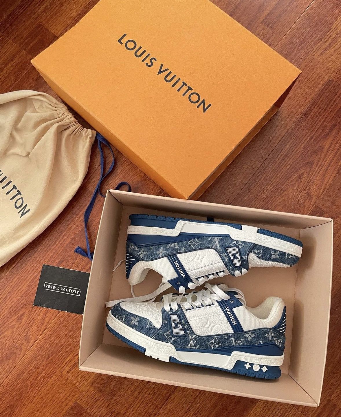 Louis Vuitton Trainer Sneaker in Gr. 41 - SecretSale Vintage