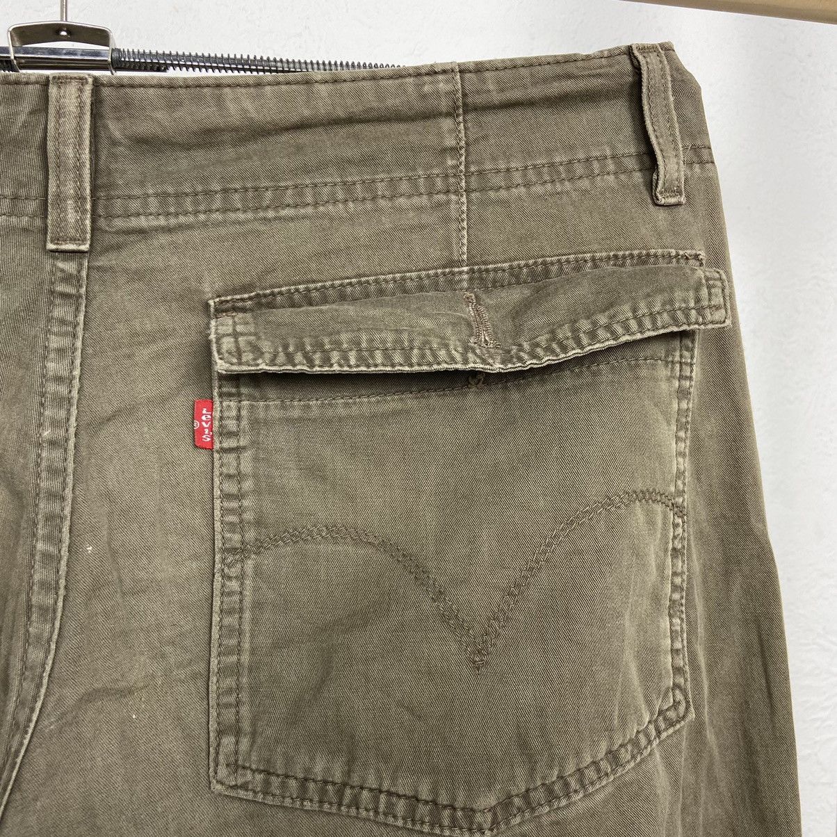 Japanese Brand LEVIS BAGGY ARCHIVE MULTIPOCKET BONDAGE CARGO PANTS № 3075 Size US 34 / EU 50 - 10 Thumbnail