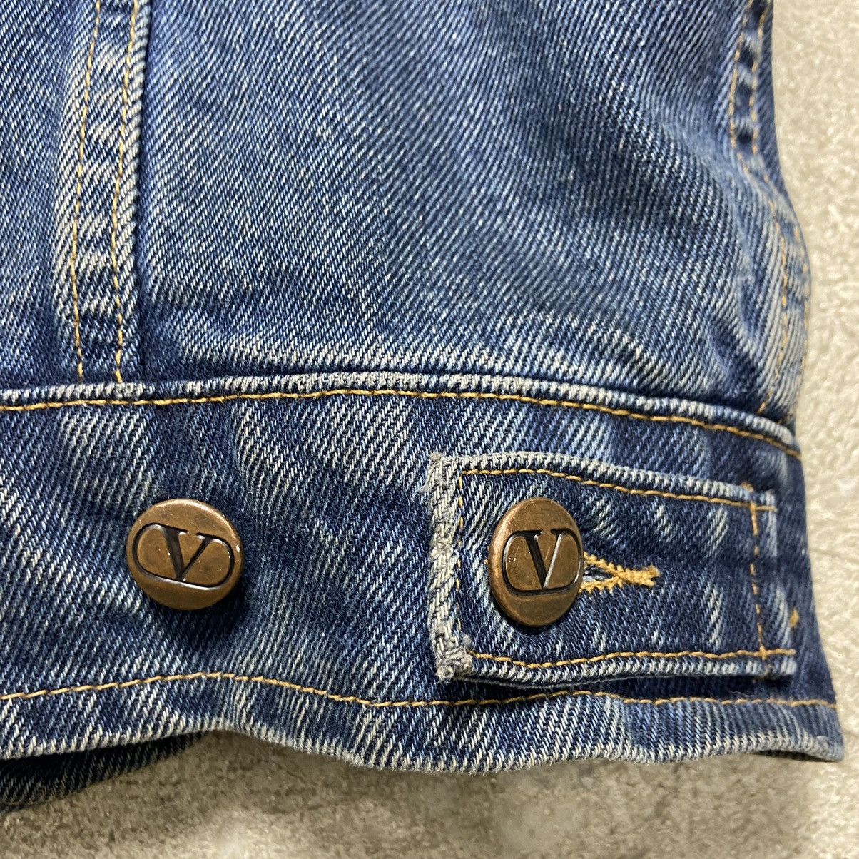 Valentino 1980s VALENTINO AWESOME HEAVY DENIM JACKET - LOT № 2039 Size US L / EU 52-54 / 3 - 11 Thumbnail