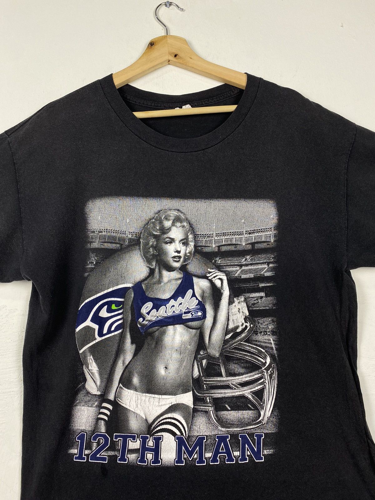 Band Tees OFFER 🔥 Vintage Seattle x Marilyn Monroe Tshirt Tee Size US M / EU 48-50 / 2 - 3 Thumbnail