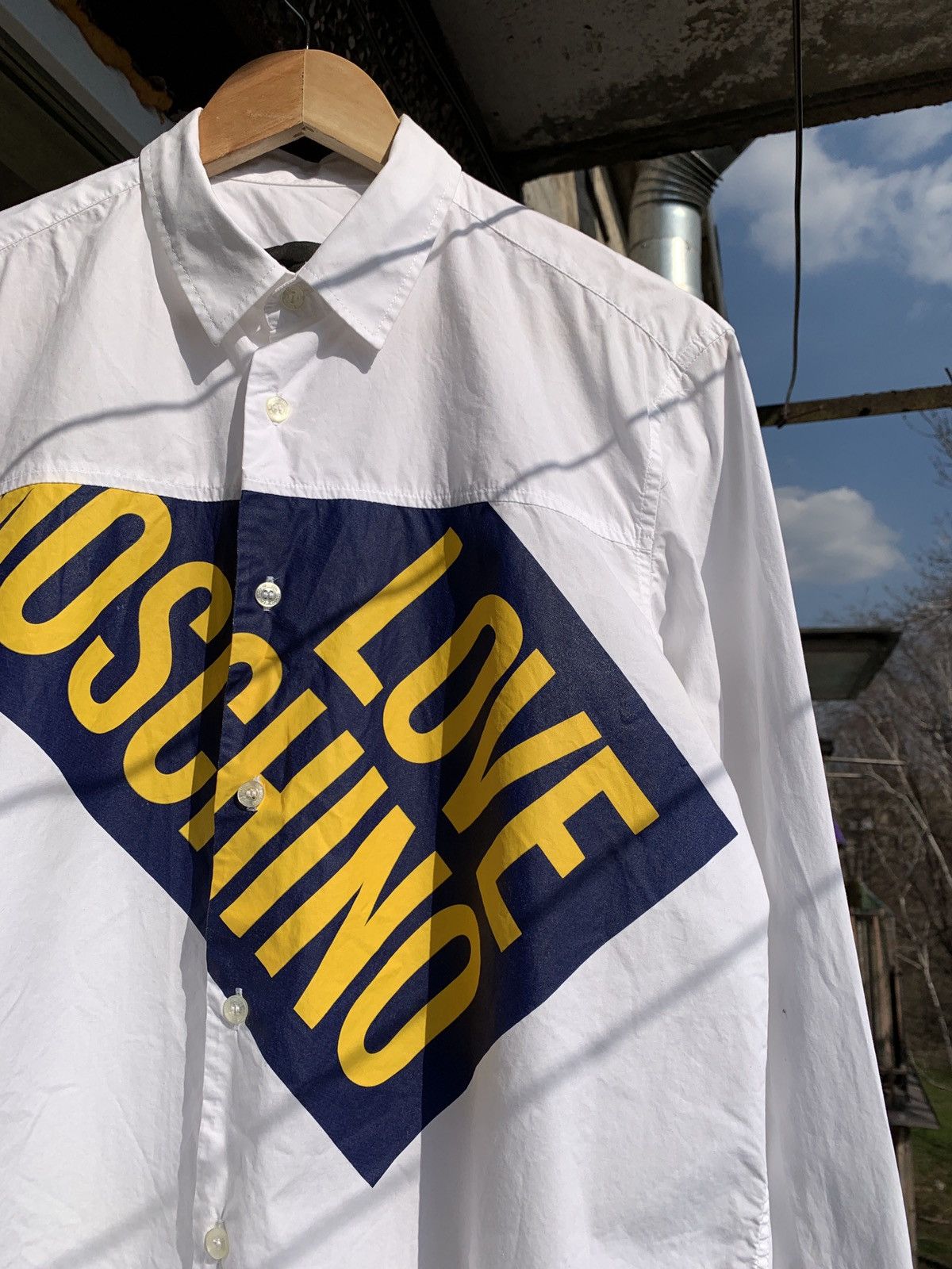 Moschino Love Moschino Distressed Button Up Long Sleeve Shirt Size US M / EU 48-50 / 2 - 3 Thumbnail