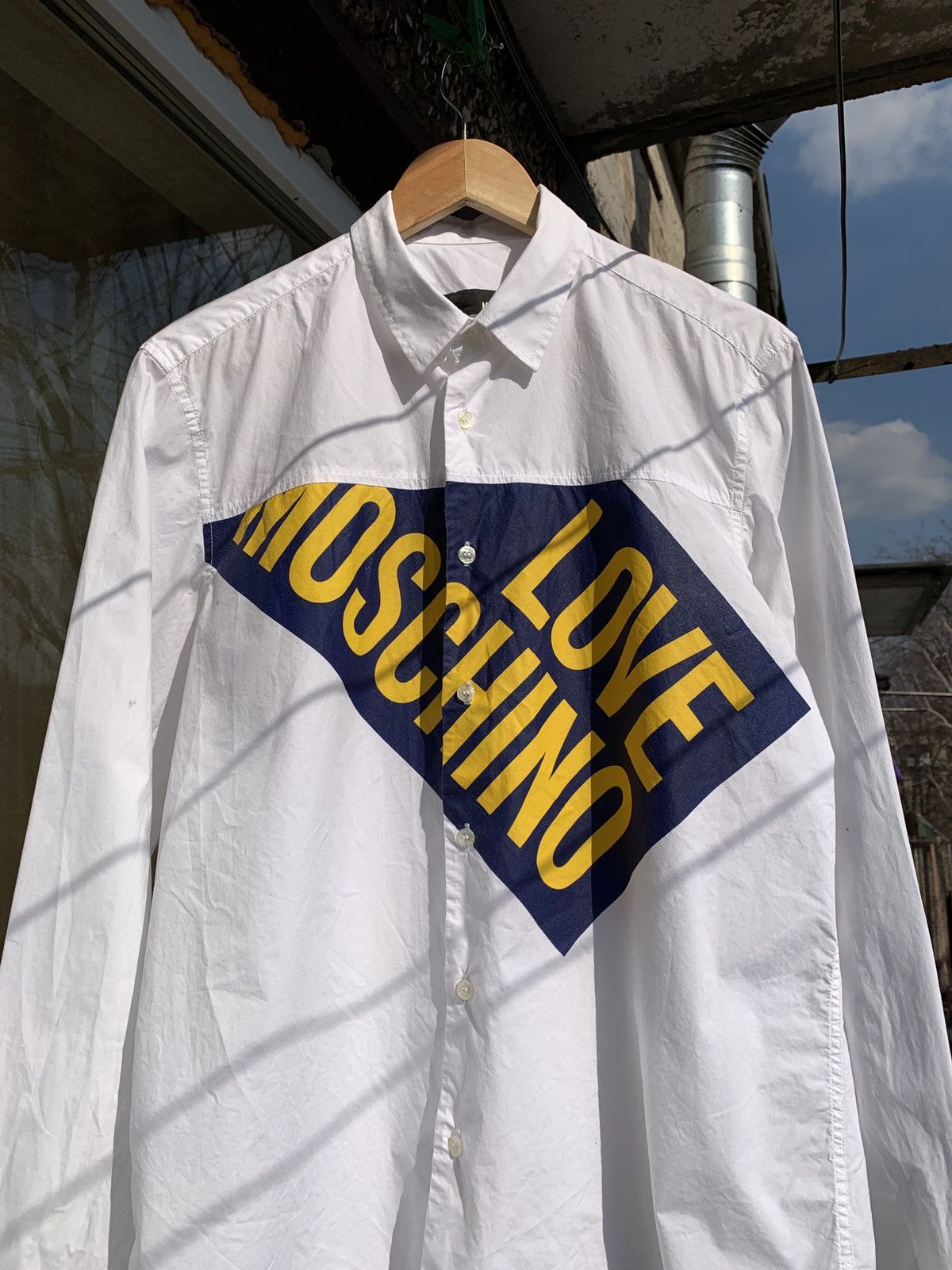 Moschino Love Moschino Distressed Button Up Long Sleeve Shirt Size US M / EU 48-50 / 2 - 2 Thumbnail