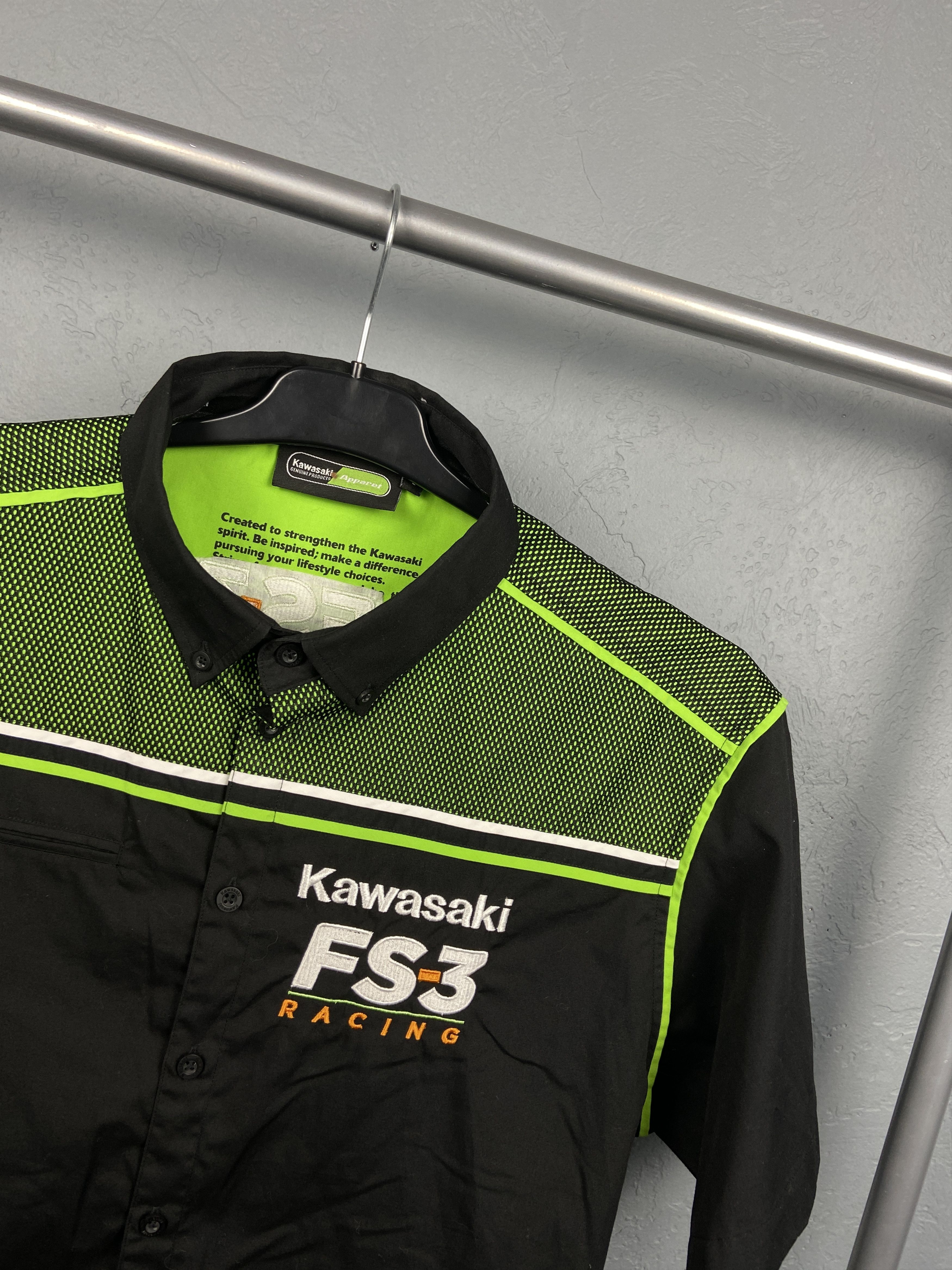 Japanese Brand Kawasaki Racing Team Vintage Mens Short Sleeve Shirt Size US L / EU 52-54 / 3 - 4 Thumbnail