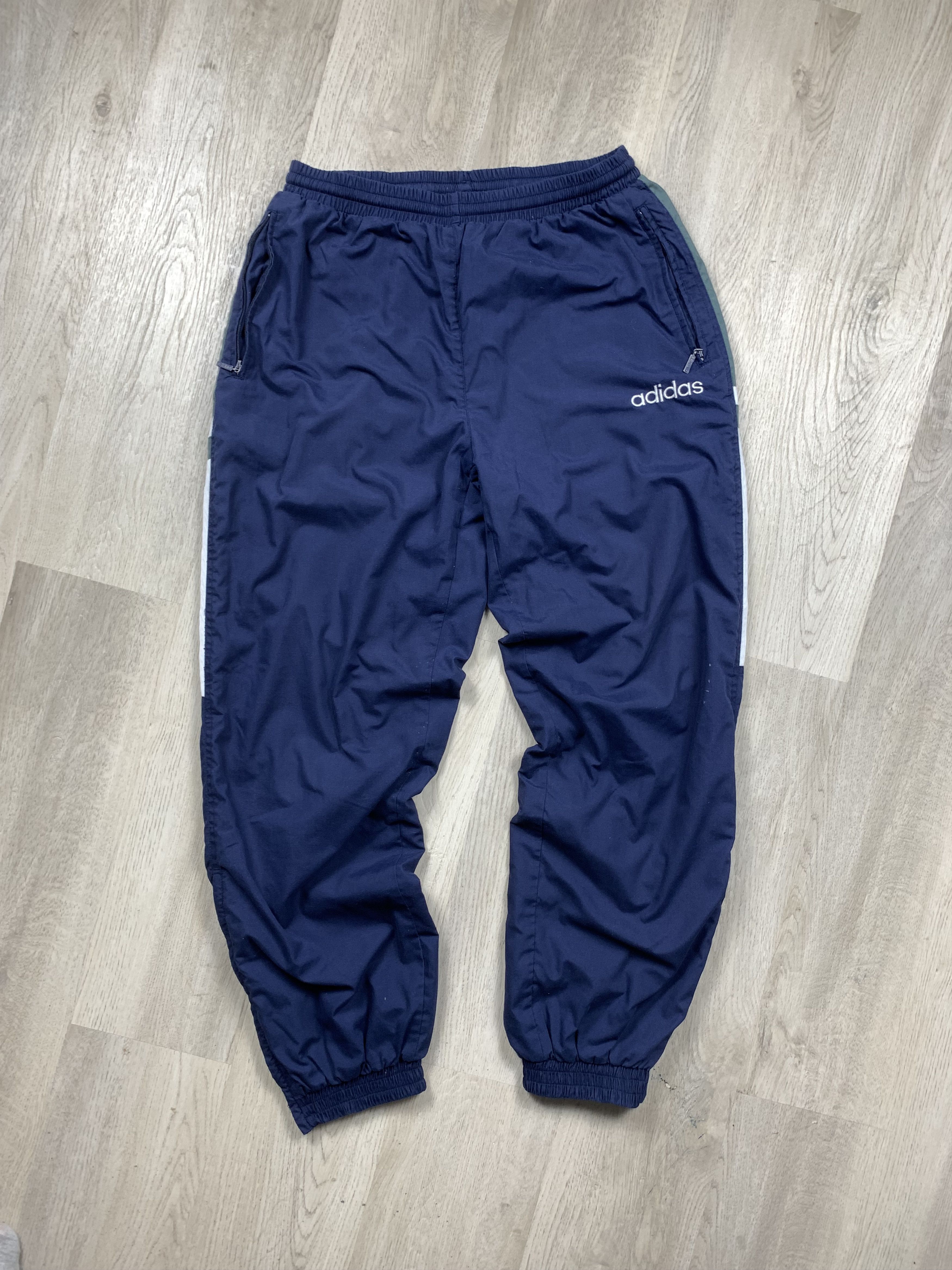 Adidas × Vintage Adidas Vintage Mens Baggy Nylon Track Pants Size US 34 / EU 50 - 1 Thumbnail