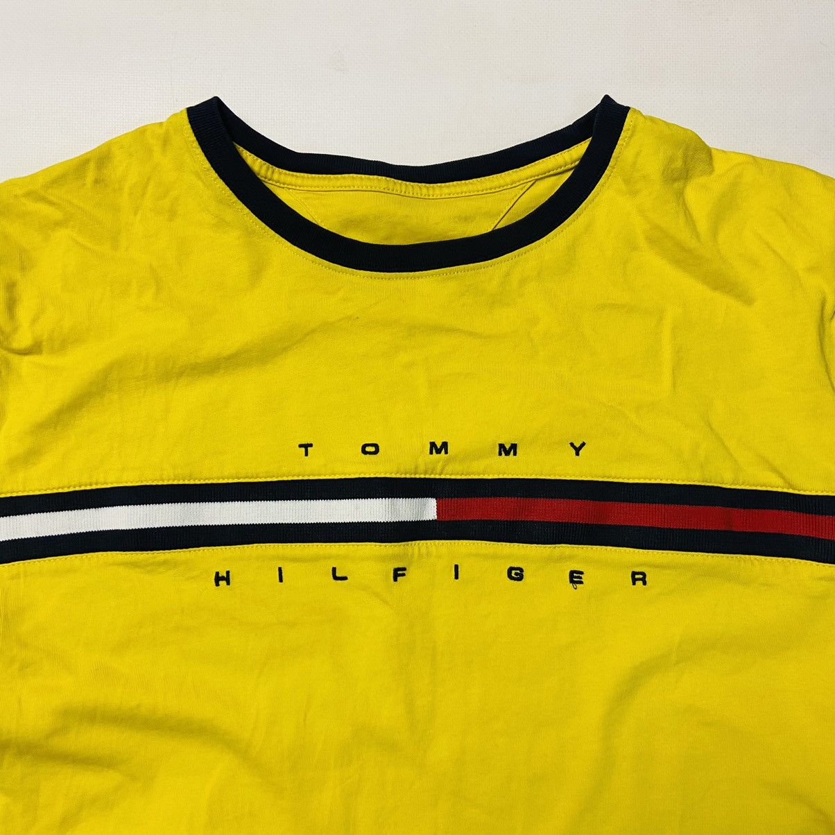 Tommy Hilfiger 90s💛 TOMMY HILFIGER TEE - № 652 Size US L / EU 52-54 / 3 - 2 Thumbnail
