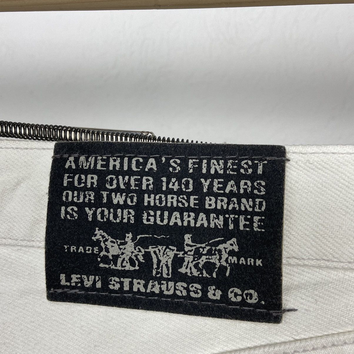 Levi's Vintage Clothing LEVI'S ORANGE TAB RARE VINTAGE WHITE JEANS PANTS - 3205 Size US 32 / EU 48 - 8 Thumbnail