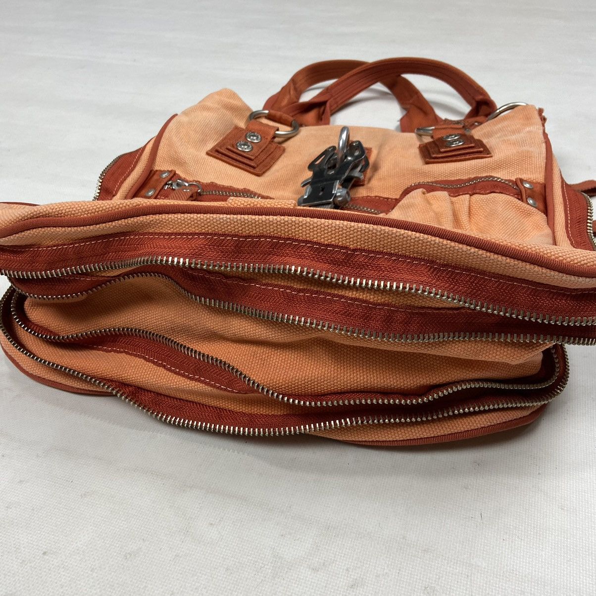 Japanese Brand NOUVELLE GARDINE GG&L TRANSFORMER MULTIPOCKET CROSS BODY BAG Size ONE SIZE - 4 Thumbnail